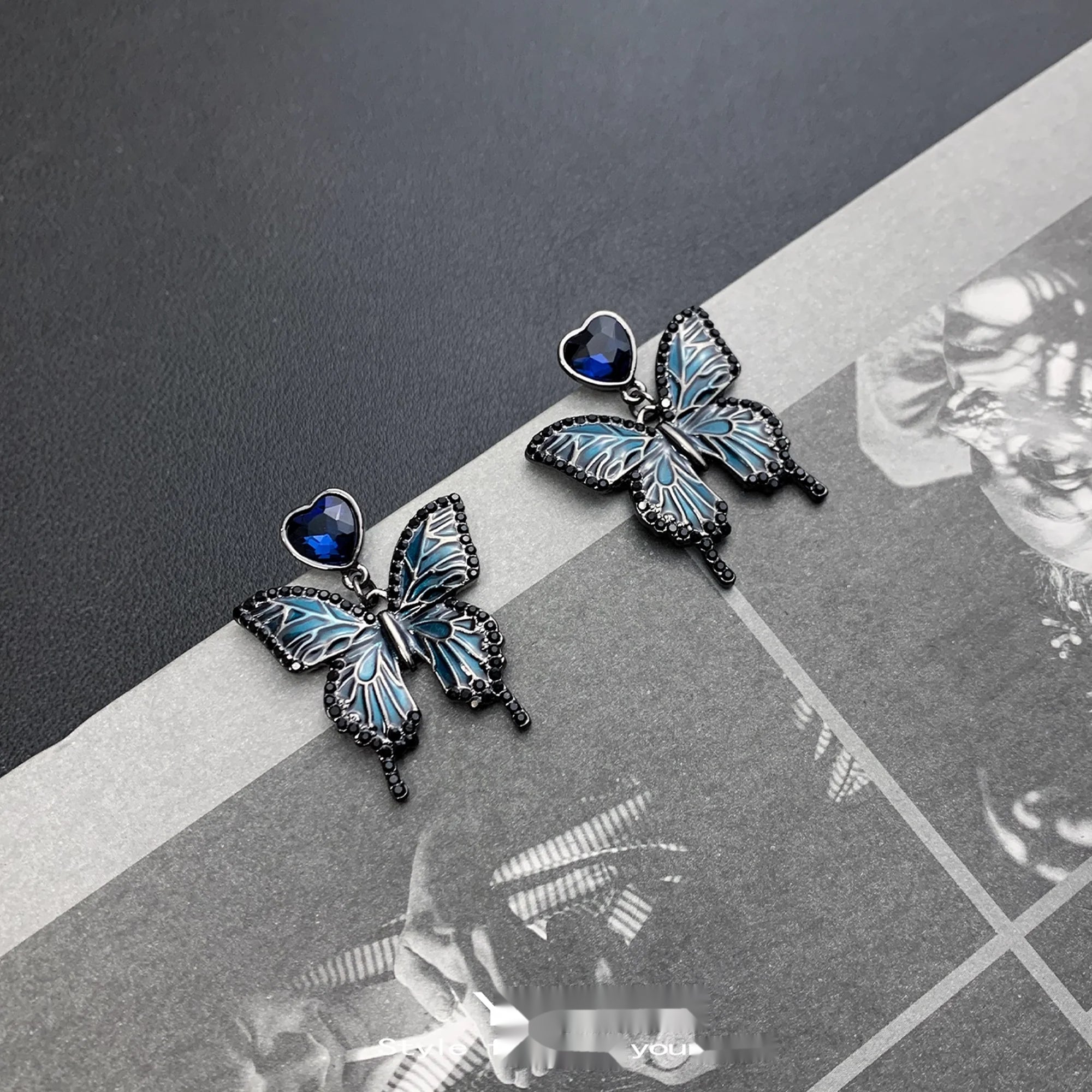 Accessories_Gothic_Blue_Butterfly_Heart_Earrings_MISSTT