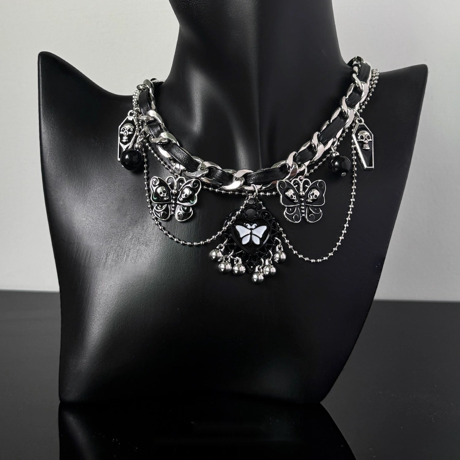 Accessories_Gothic_Butterfly_Layered_Fringe_Choker_MISSTT