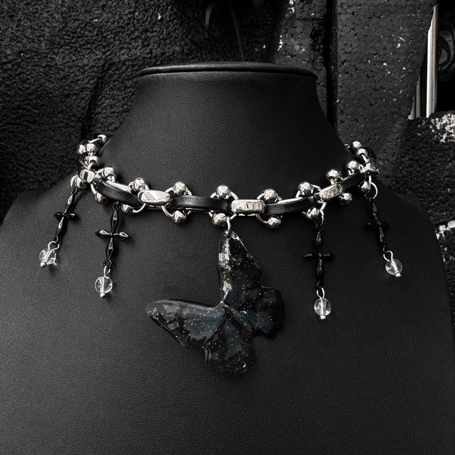 Accessories_Gothic_Butterfly_Leather_Choker_Necklace_MISSTT
