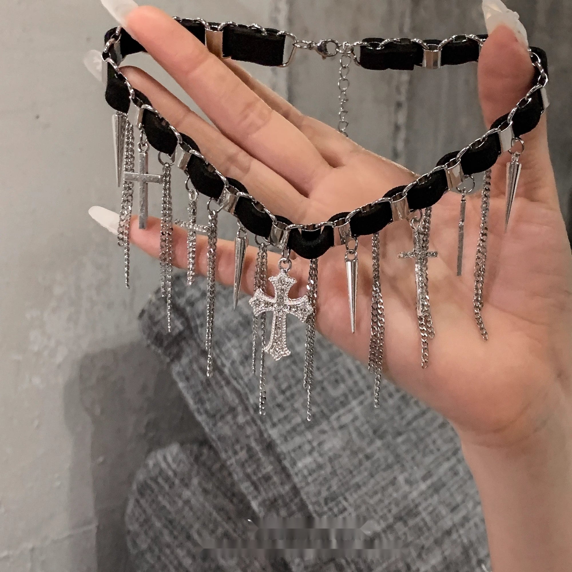 Accessories_Gothic_Cross_Rivet_Fringe_Leather_Choker_Necklace_MISSTT