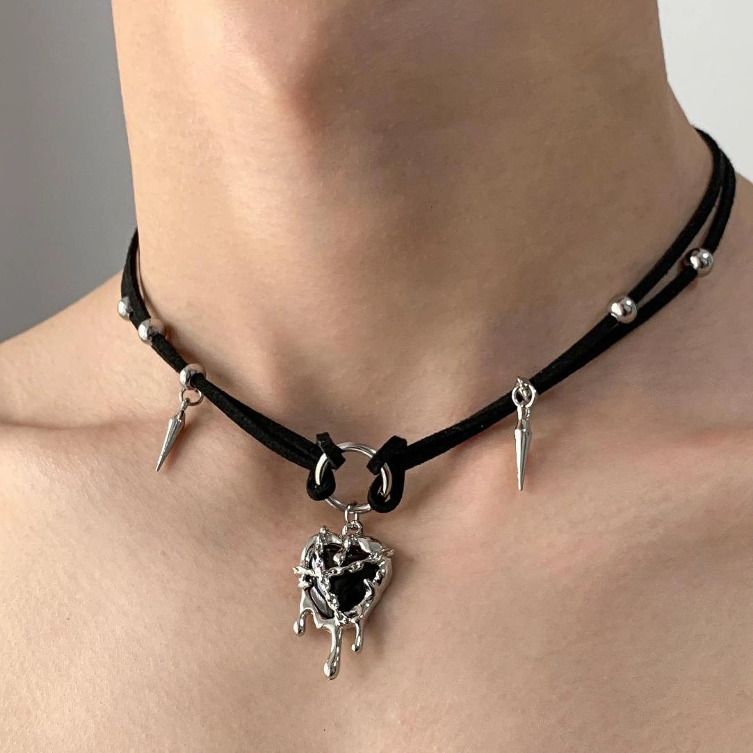 Accessories Gothic Heart Spike Choker