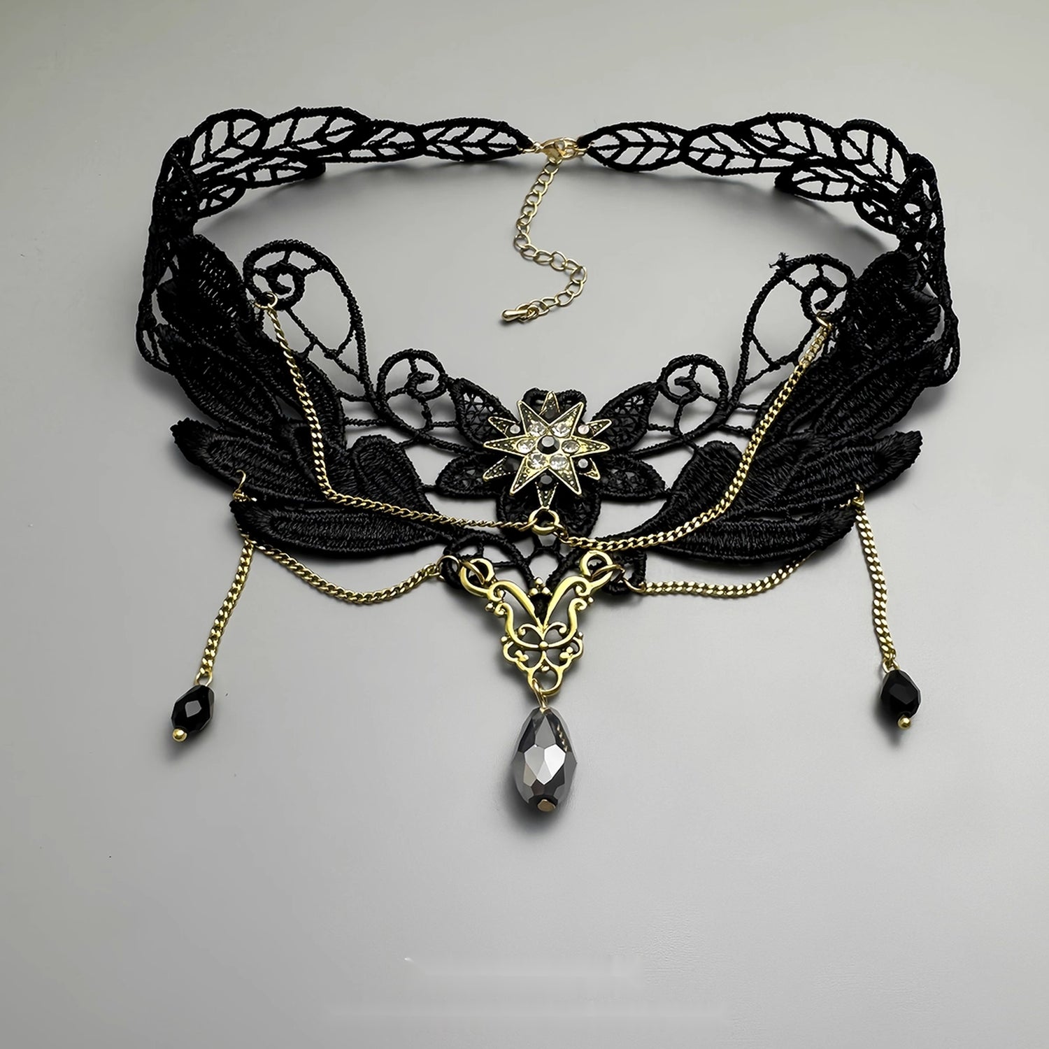 Accessories_Gothic_Lace_Fringe_Statement_Choker_MISSTT