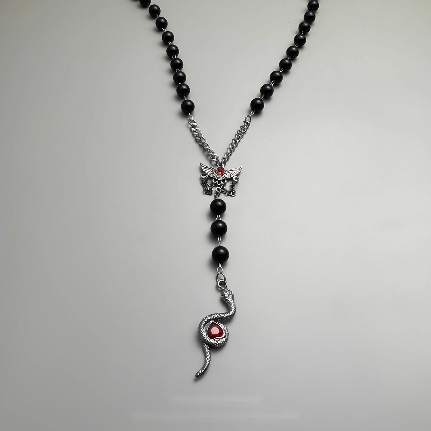 Accessories_Gothic_Punk_Pearl_Serpent_V-neck_Necklace_MISSTT
