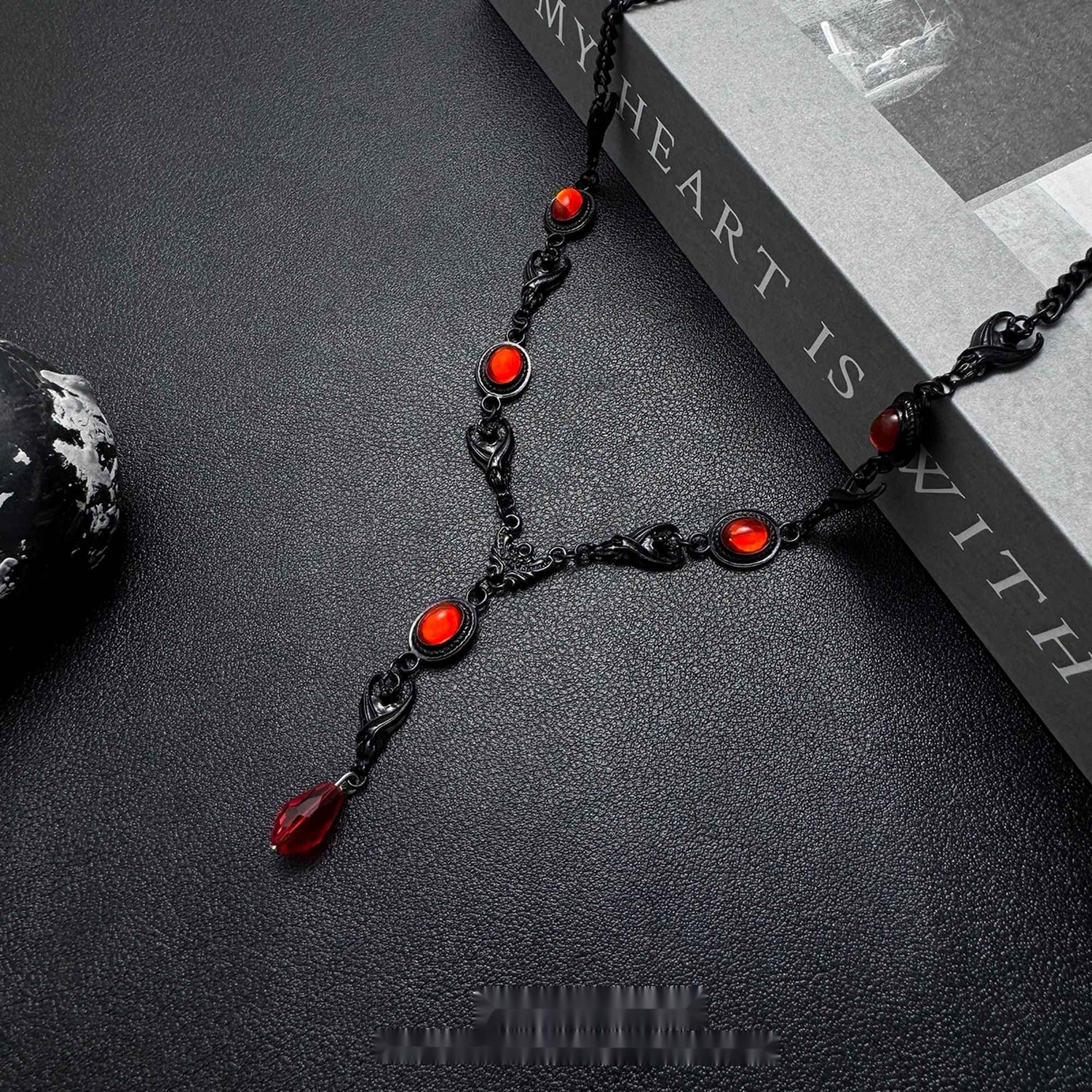 Accessories_Gothic_Red_Heart_Crystal_Pendant_Necklace_MISSTT