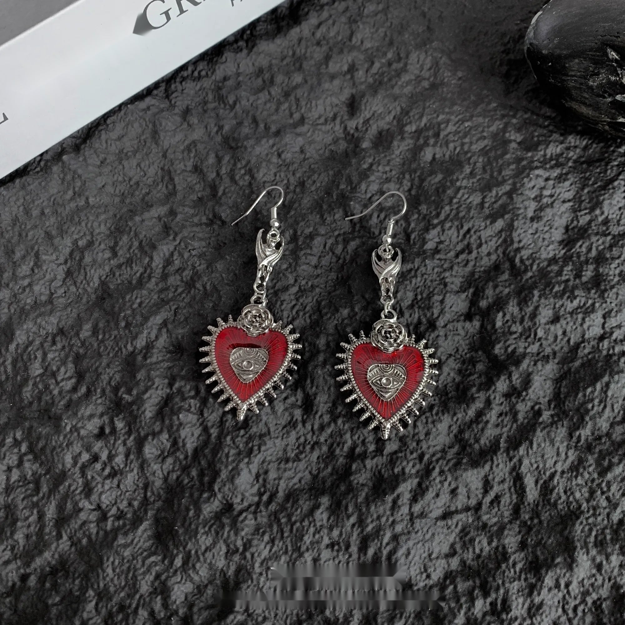 Accessories_Gothic_Rose_Heart_Evil_Eye_Earrings_MISSTT