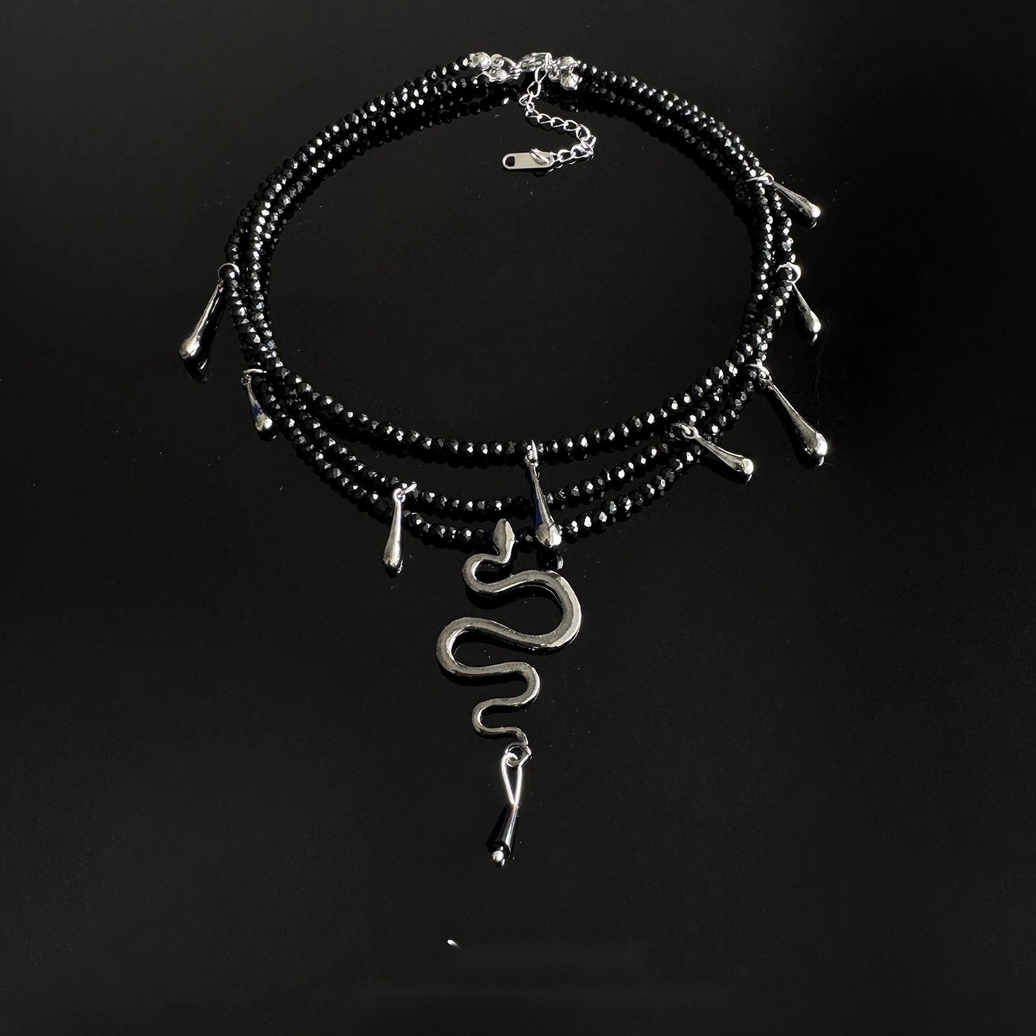 Accessories_Gothic_Snake_Crystal_Beaded_Choker_Necklace_MISSTT