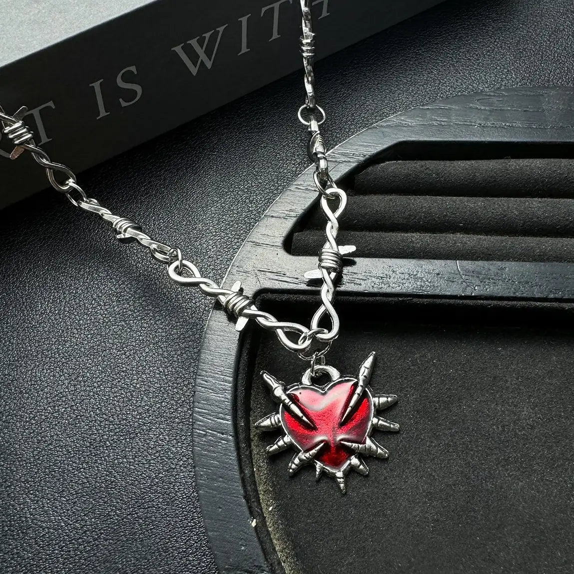 Accessories Gothic Thorn Heart Choker Necklace
