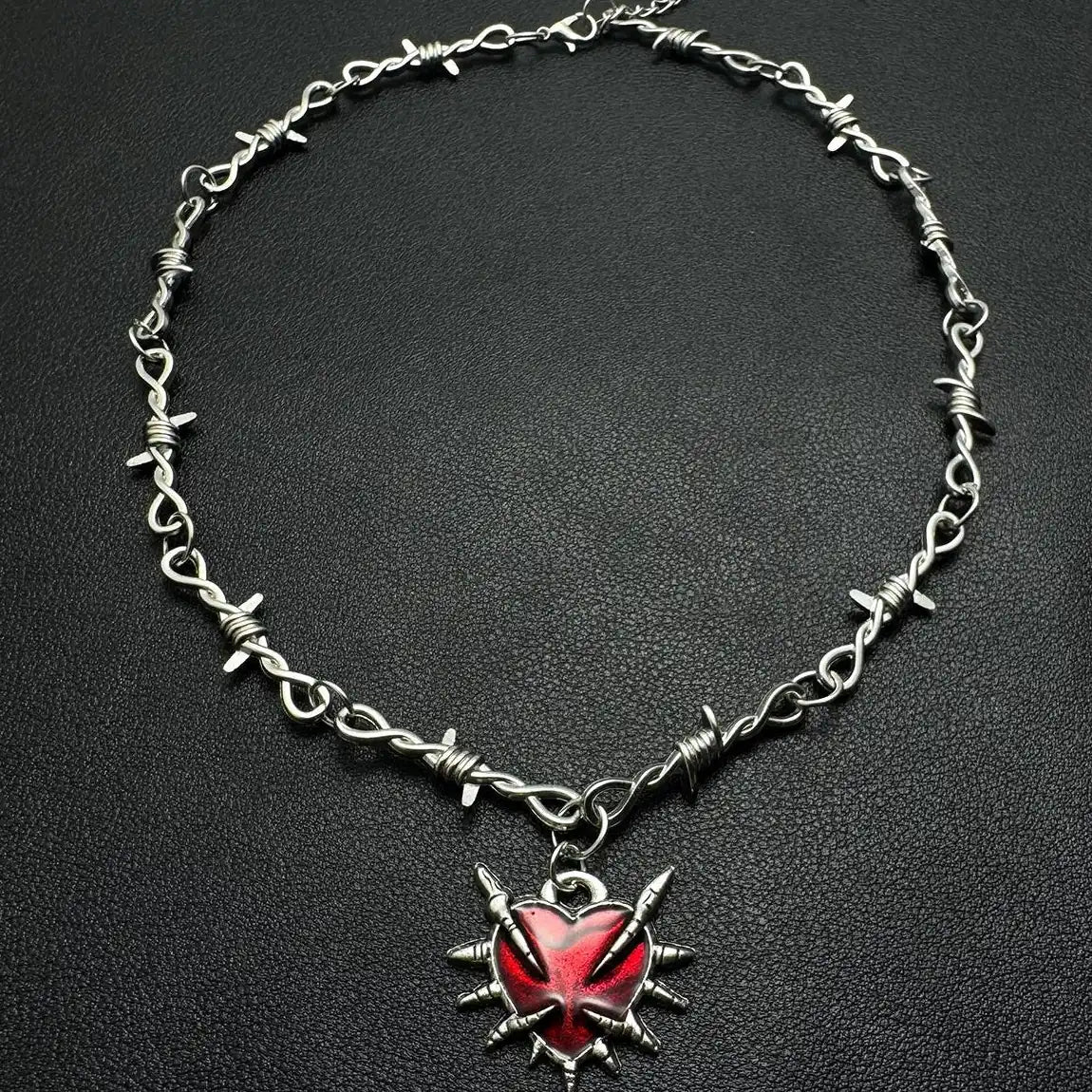 Accessories Gothic Thorn Heart Choker Necklace