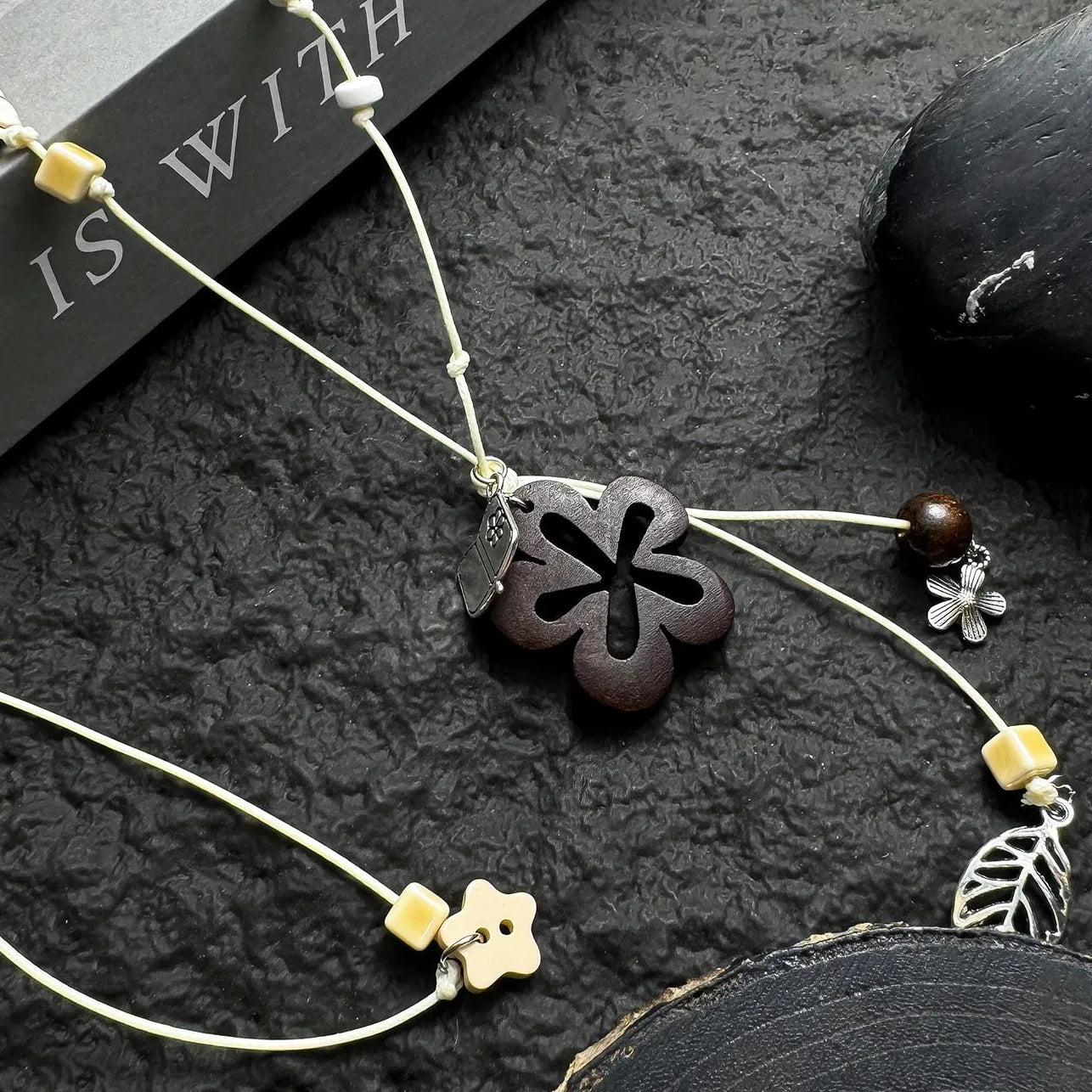 Accessories Handwoven Rope Wood Flower Pendant Necklace