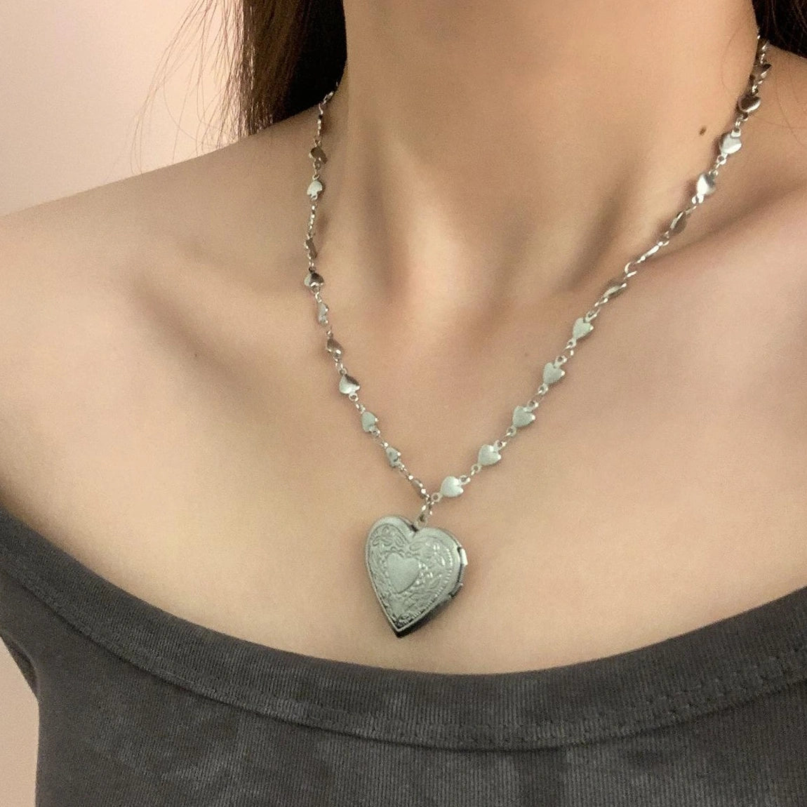 Accessories Heart Locket Puzzle Necklace V-Neck T-Shirt Long-Sleeve