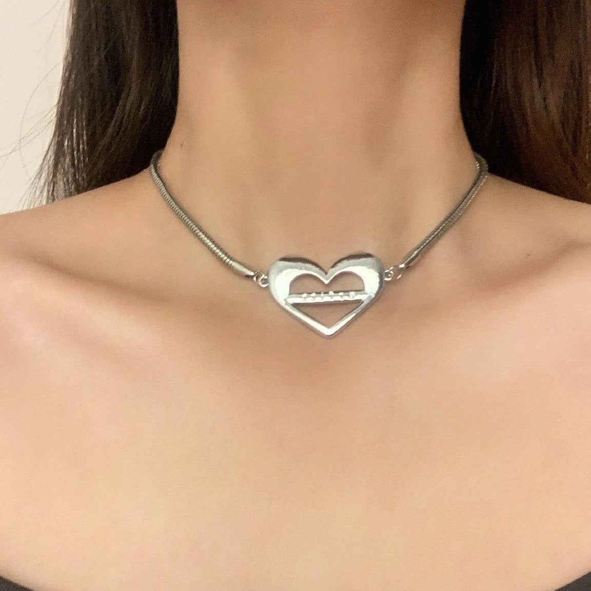 Accessories Hollow Out Heart Choker Necklace