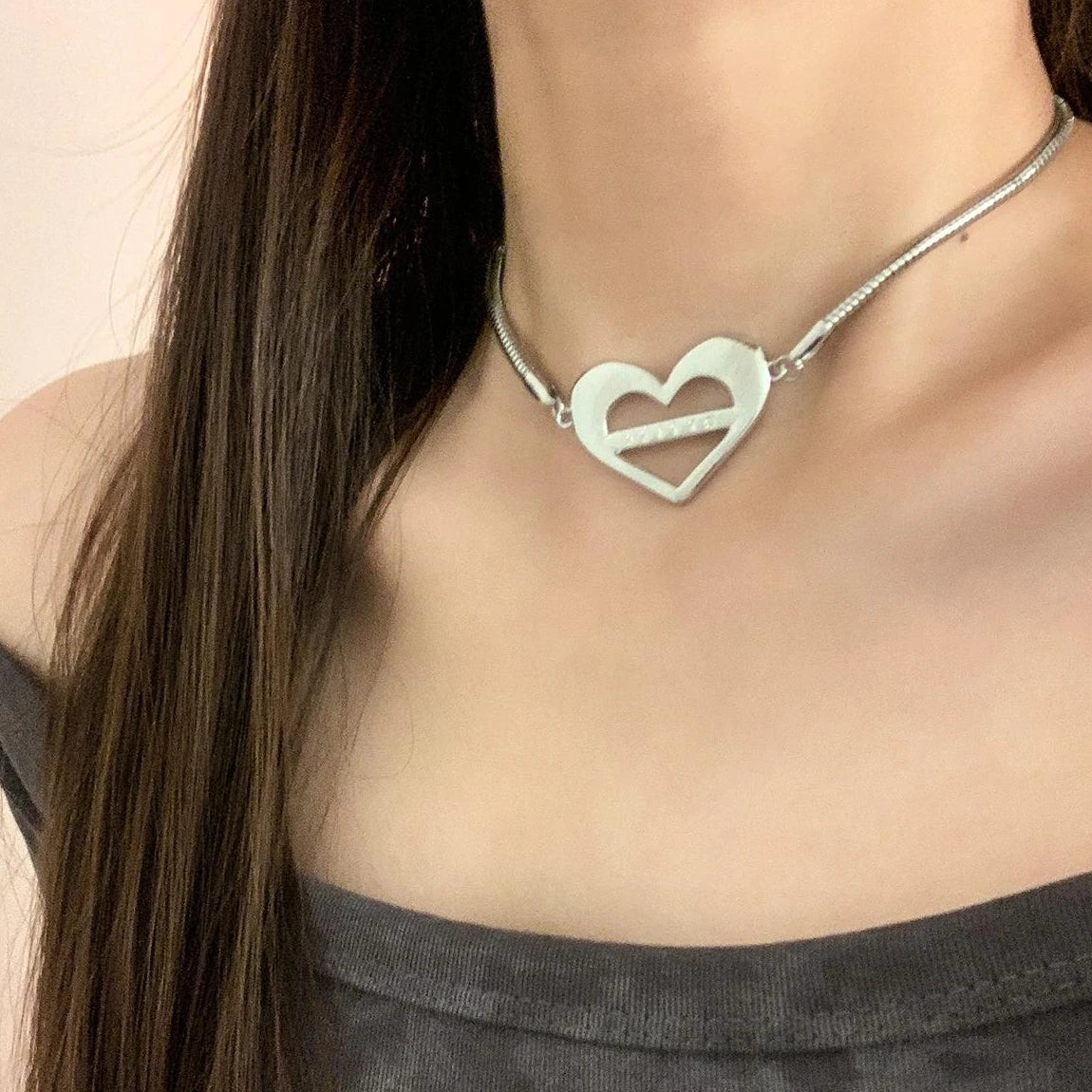 Accessories Hollow Out Heart Choker Necklace