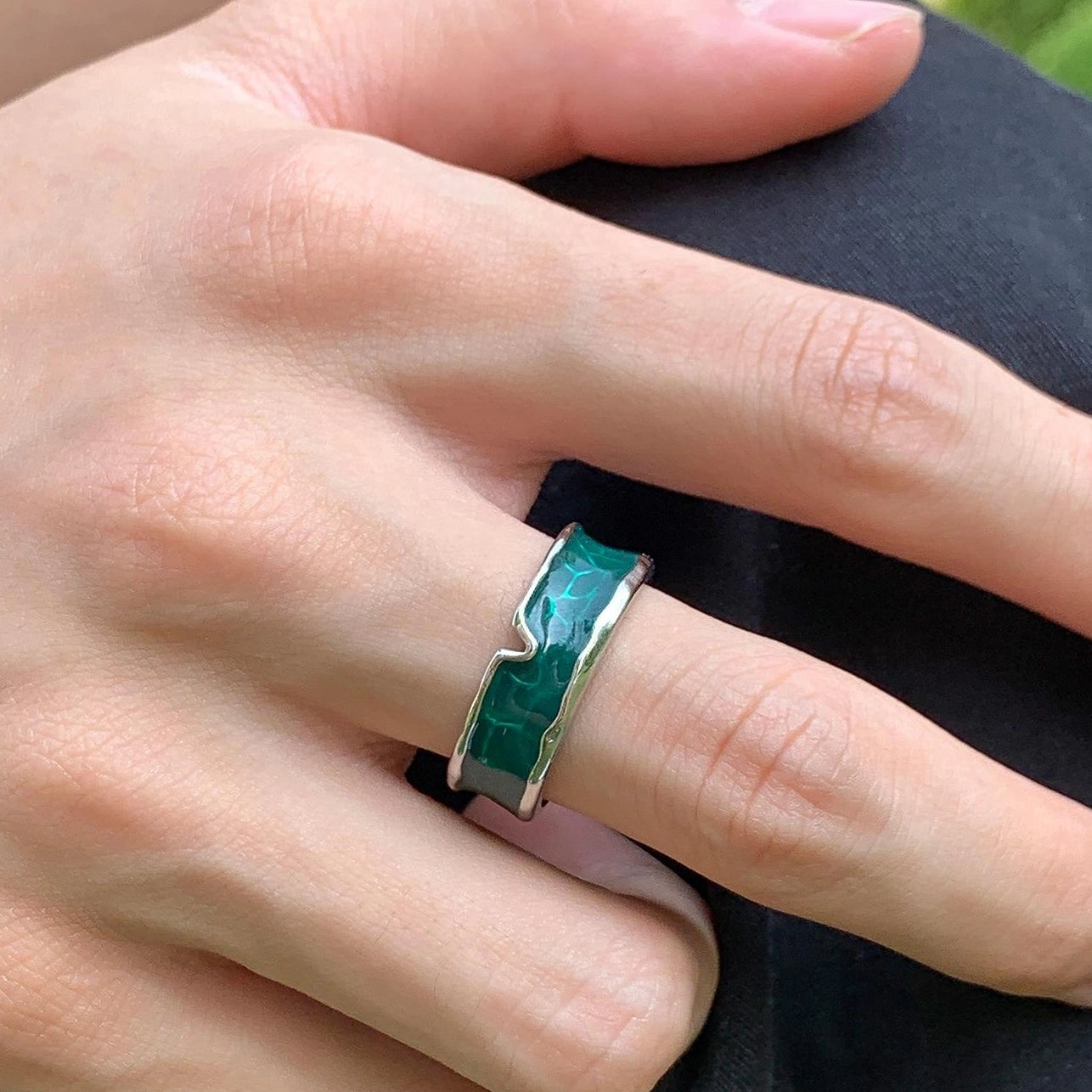 Accessories Irregular Green Resin Ring
