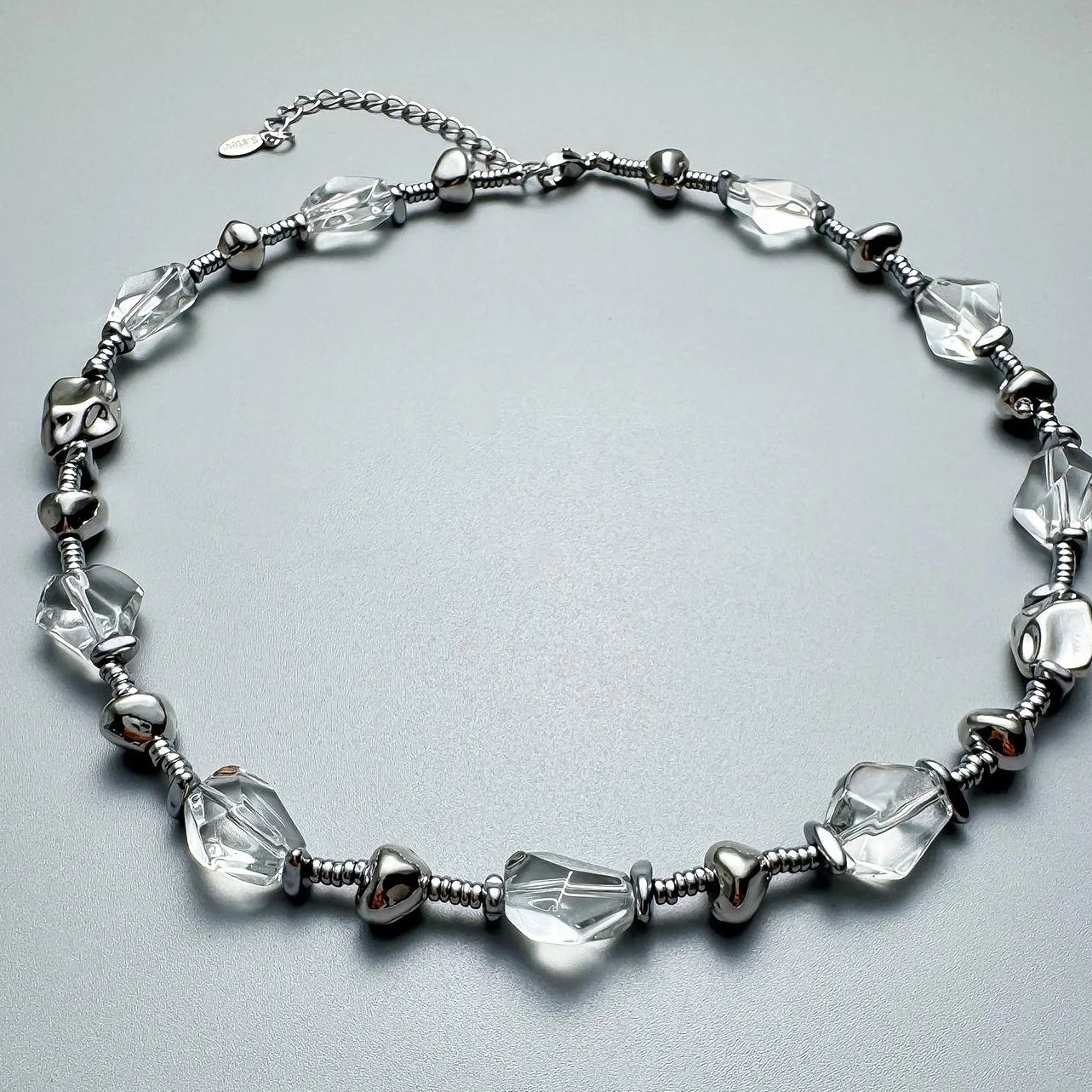 Accessories Irregular Transparent Beaded Chain With Metal Accents