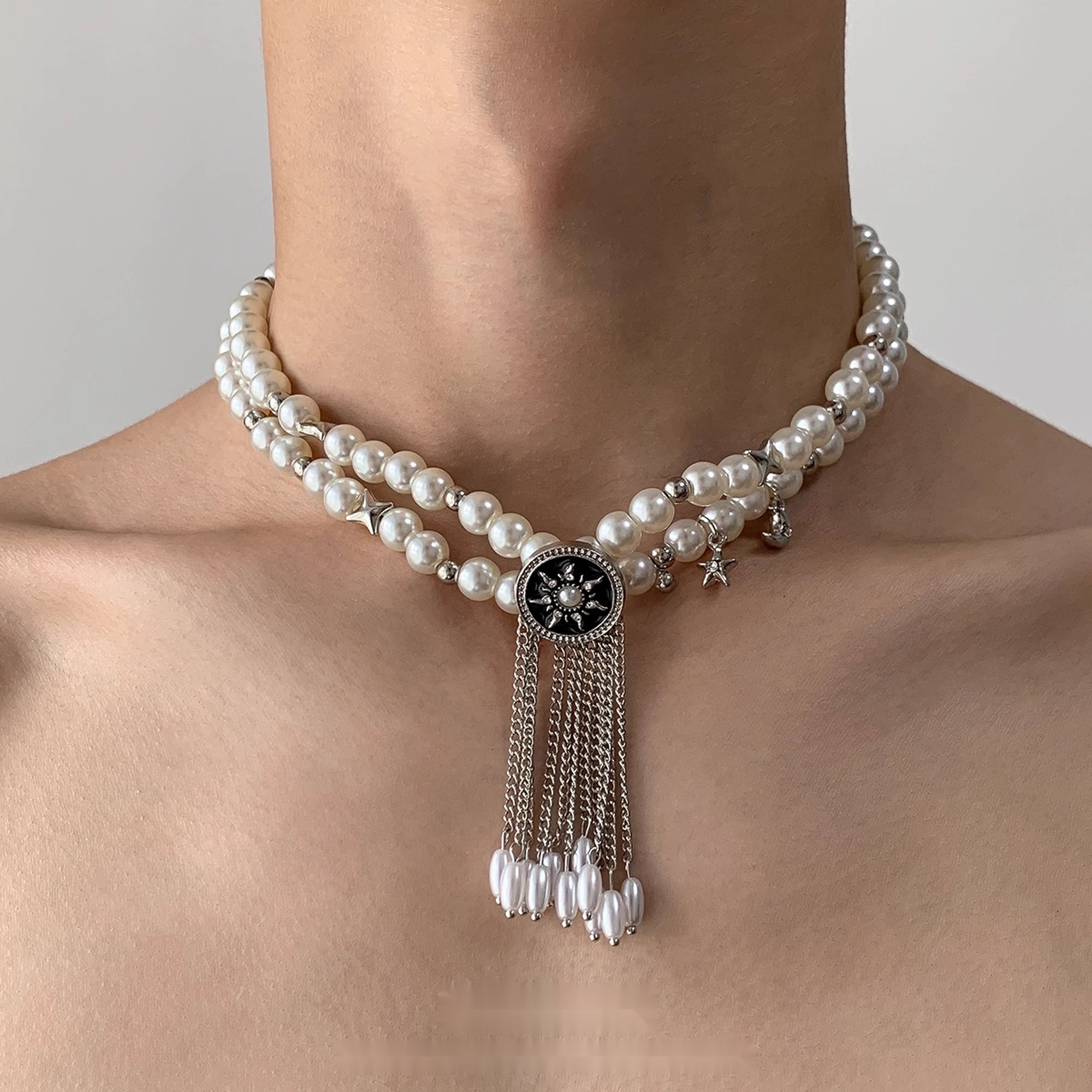 Accessories_Layered_Pearl_Tassel_Pendant_Choker_MISSTT
