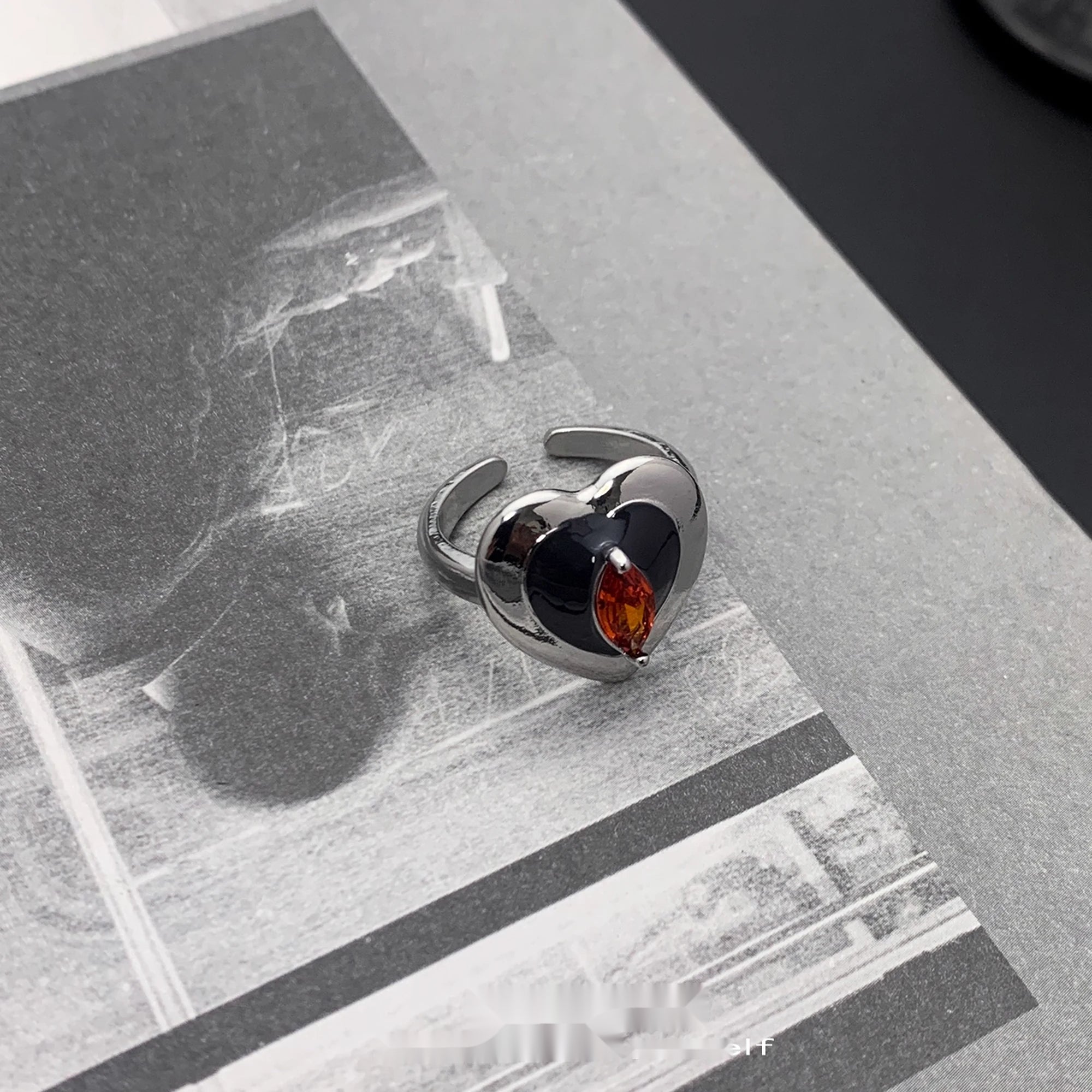 Accessories_Open_Heart_Ring_Minimalist_Stackable_Design_MISSTT
