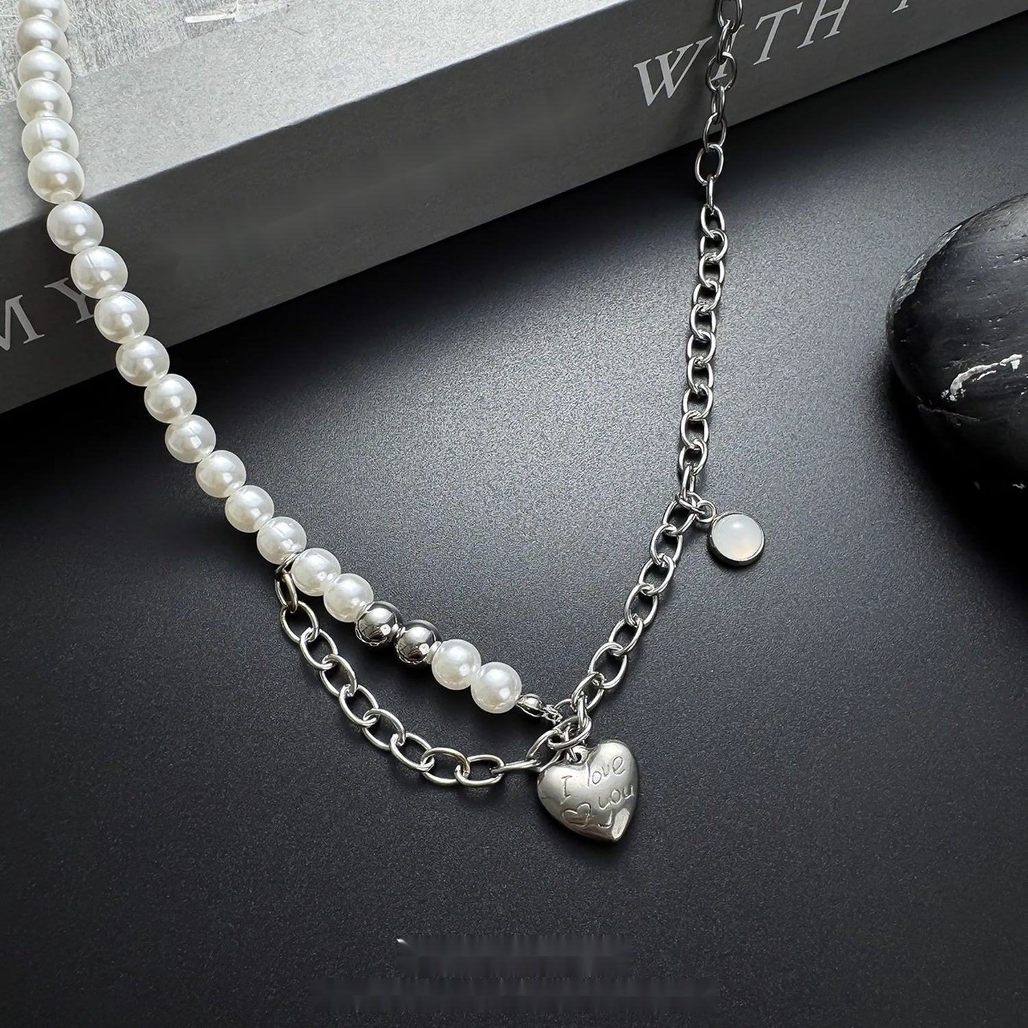 Accessories_Pearl_Fringe_Y2k_Choker_Necklace_MISSTT
