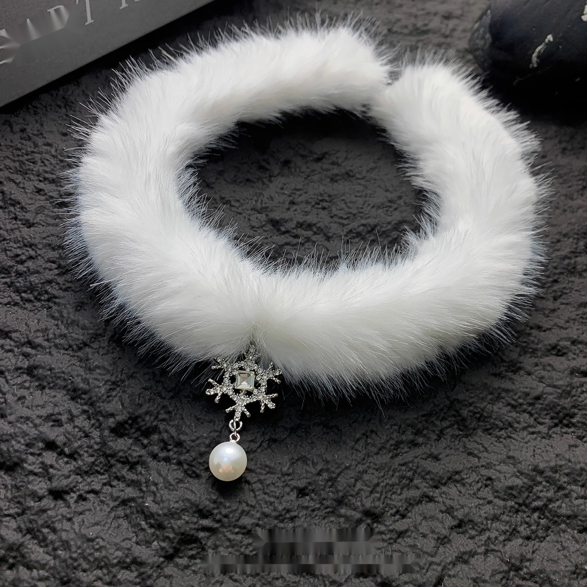 Accessories_Pearl_Snowflake_Choker_Necklace_MISSTT