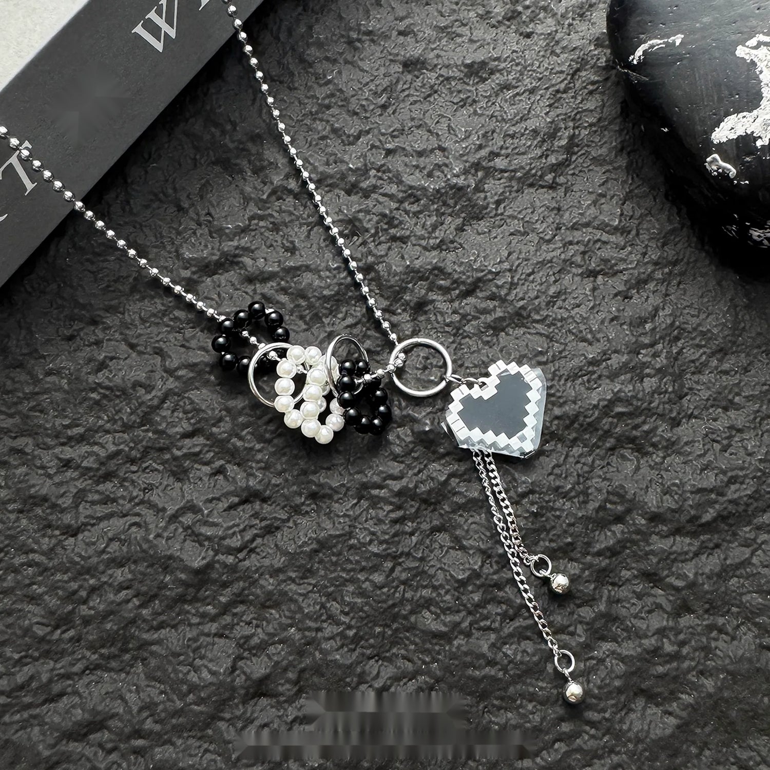 Accessories_Pixel_Love_Pearl_Tassel_Necklace_MISSTT