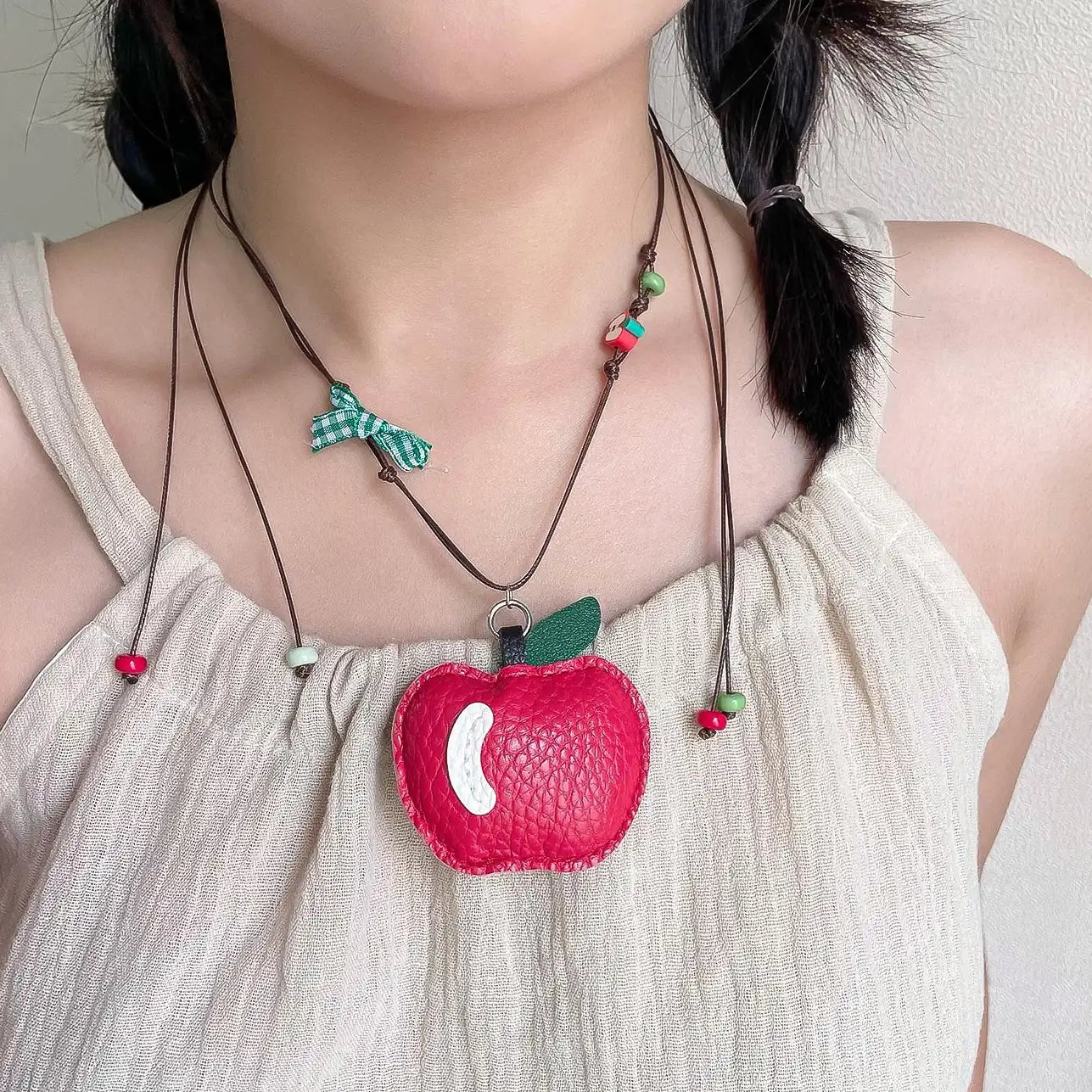 Accessories Pull Out Apple Knit Necklace