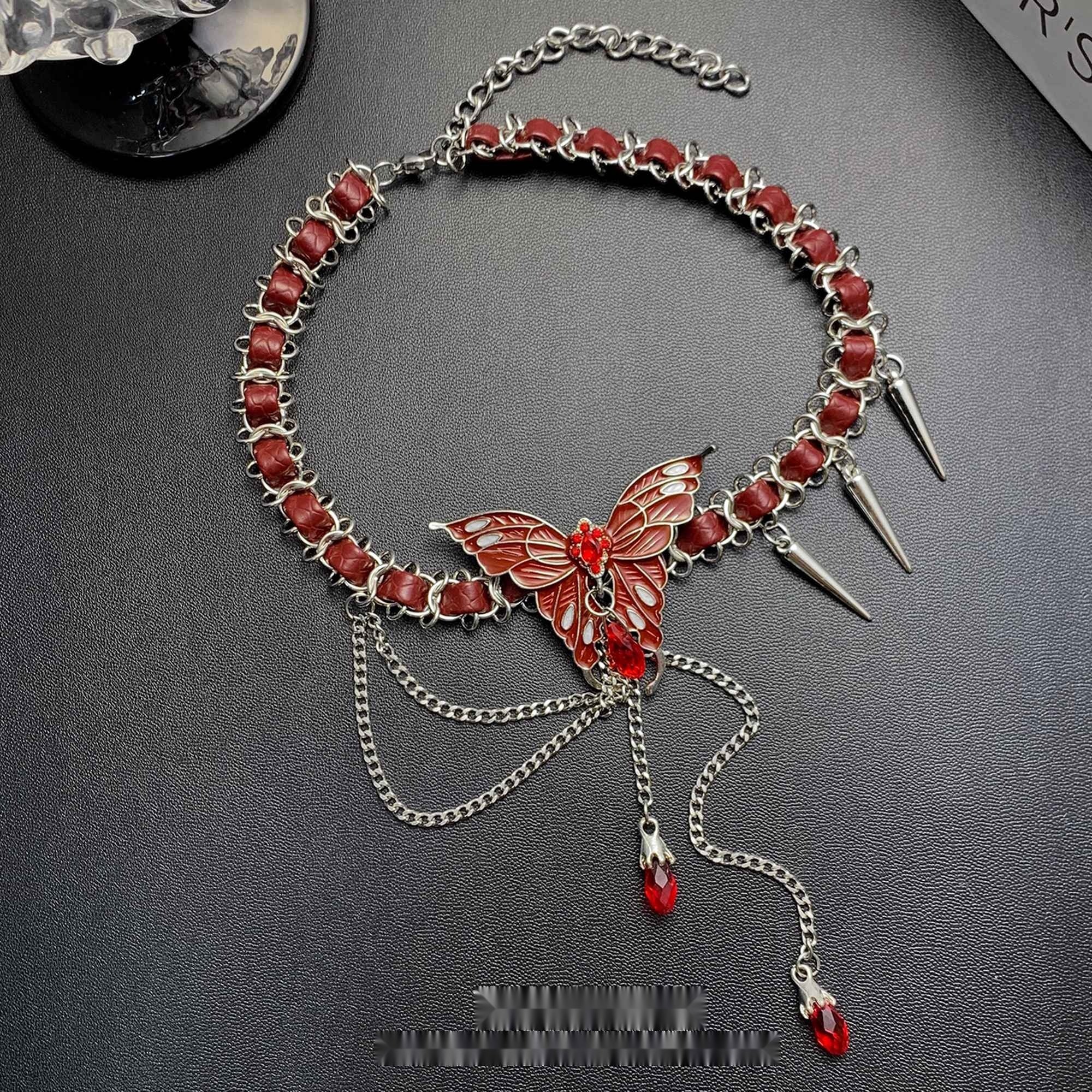 Accessories_Red_Butterfly_Studded_Chain_Leather_Choker_MISSTT