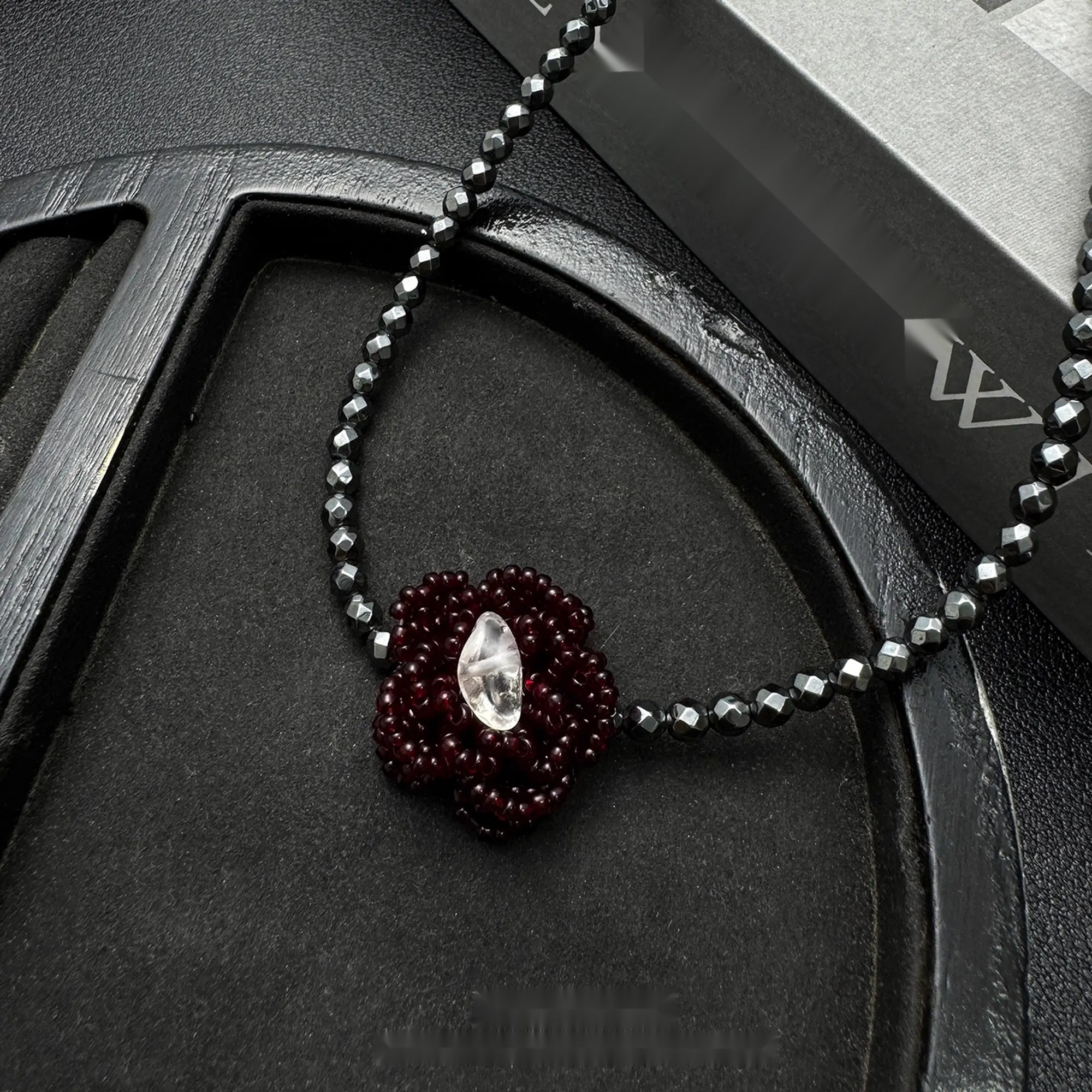Accessories_Red_Woven_Beaded_Flower_Black_Onyx_Choker_Necklace_MISSTT