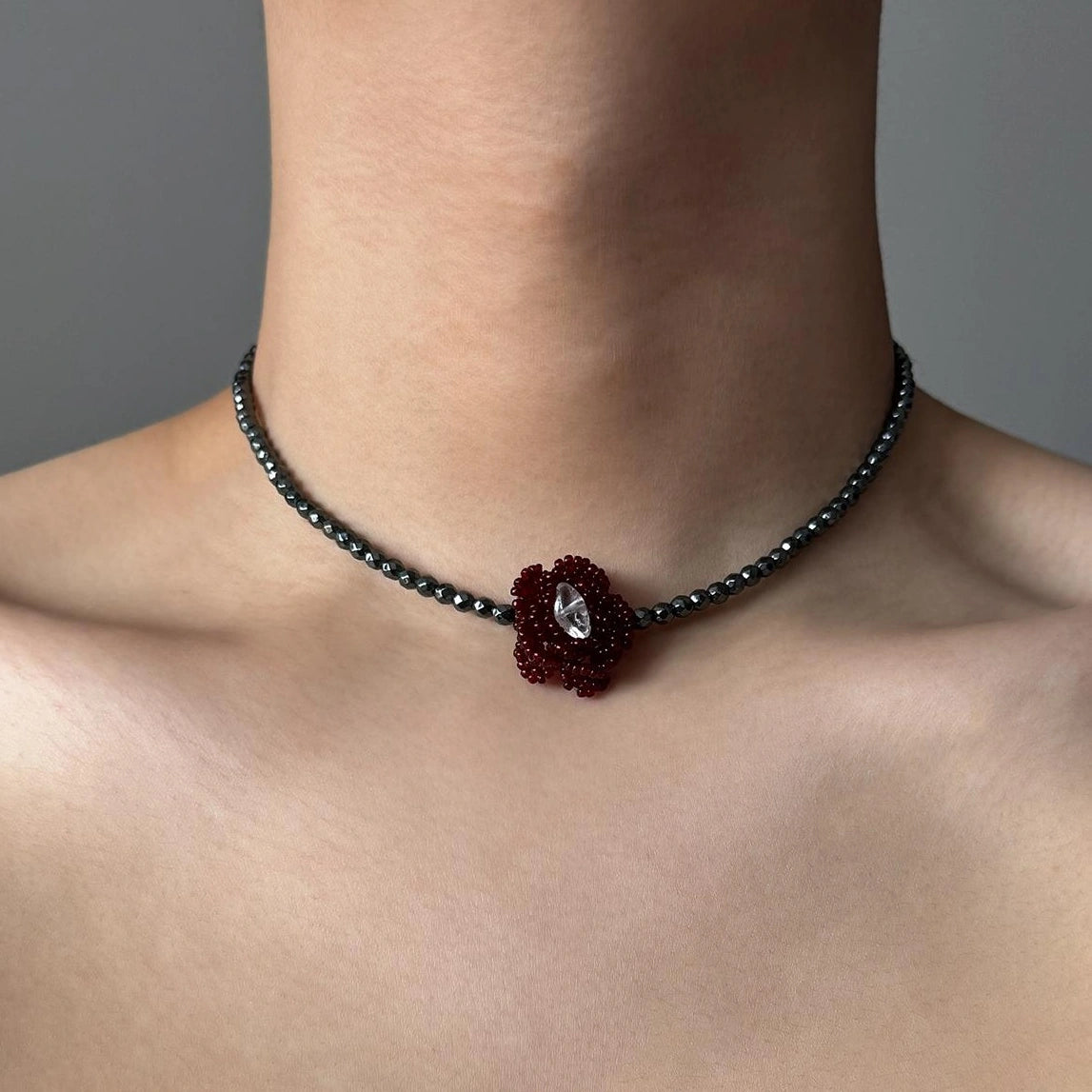 Accessories Red Woven Beaded Flower Black Onyx Choker Necklace