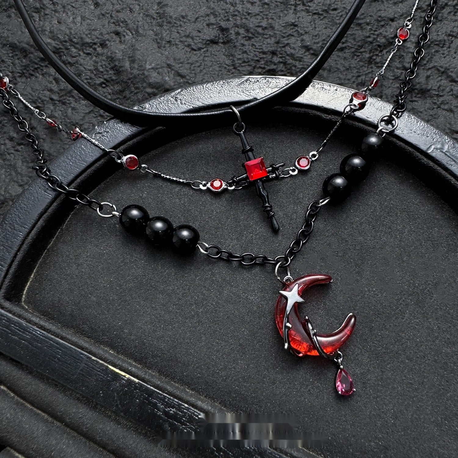 Accessories_Scarlet_Crescent_Gothic_Layered_Necklace_MISSTT