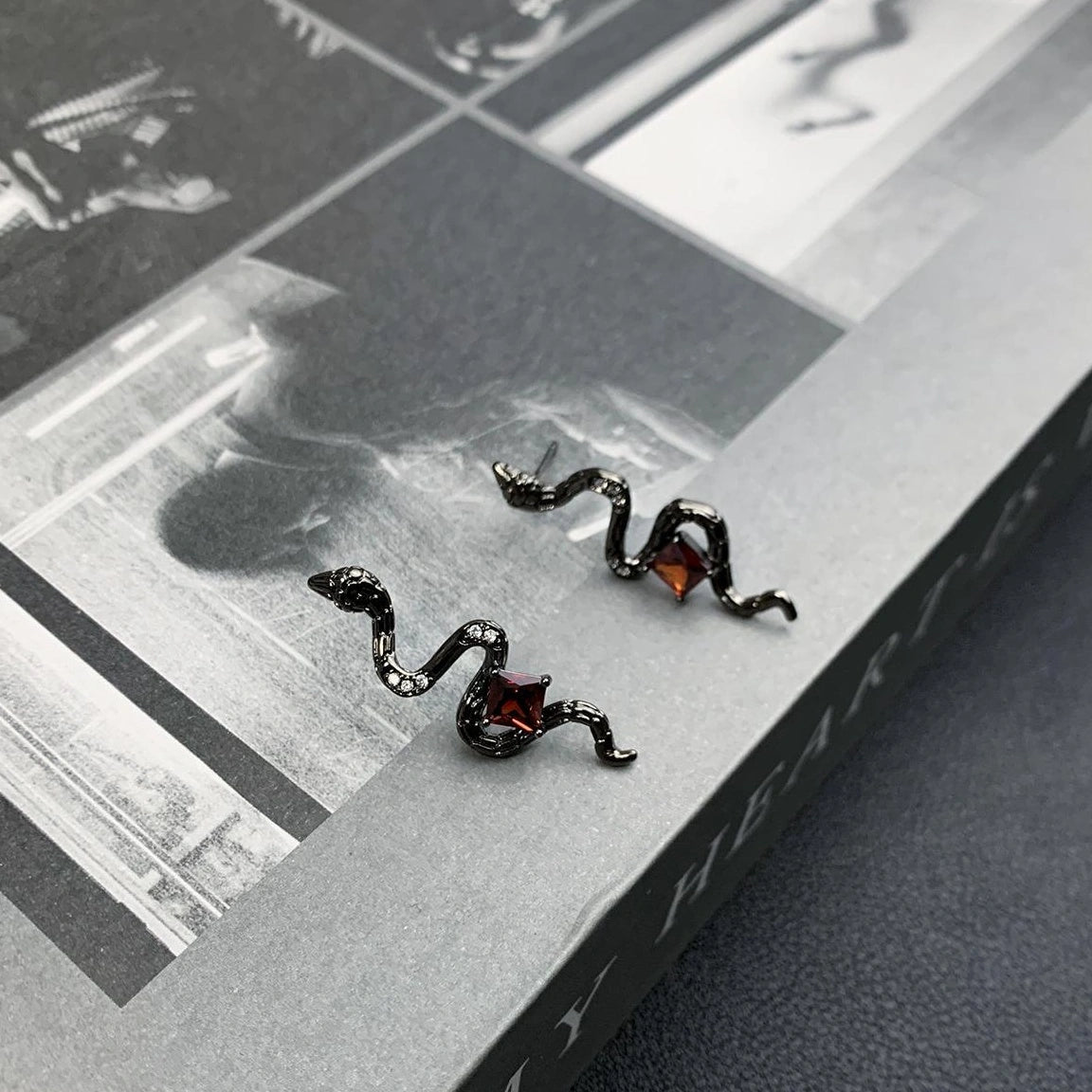 Accessories Serpentine Dark Elegance Ear Cuffs