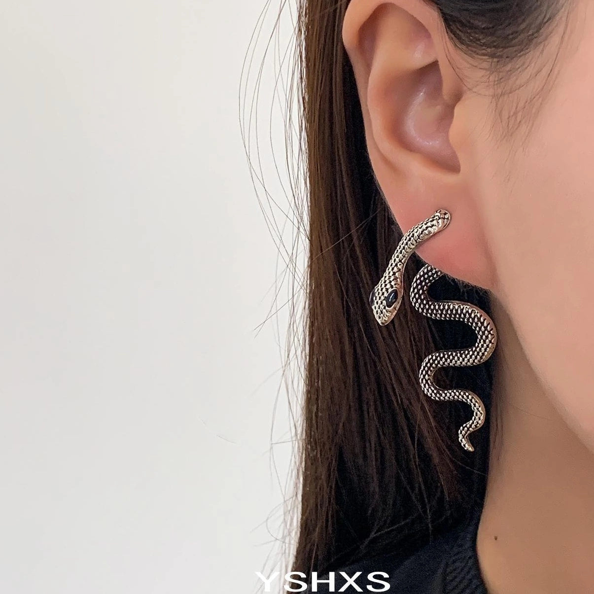 Accessories Serpentine Detachable Stud Earrings
