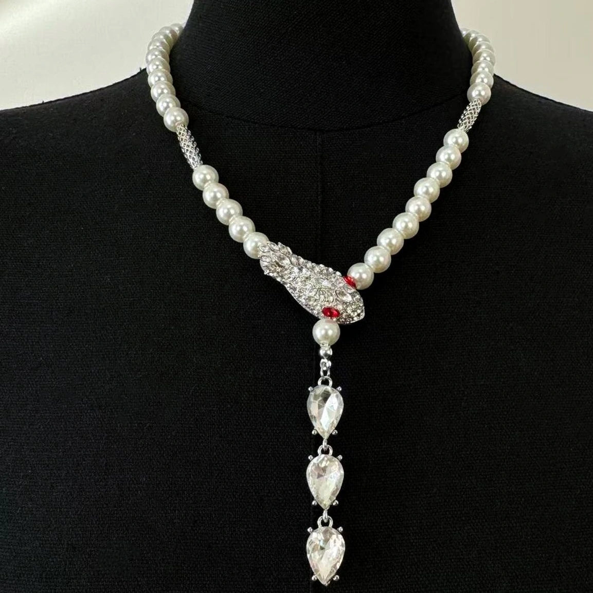 Accessories Serpentine Pearl Long Necklace