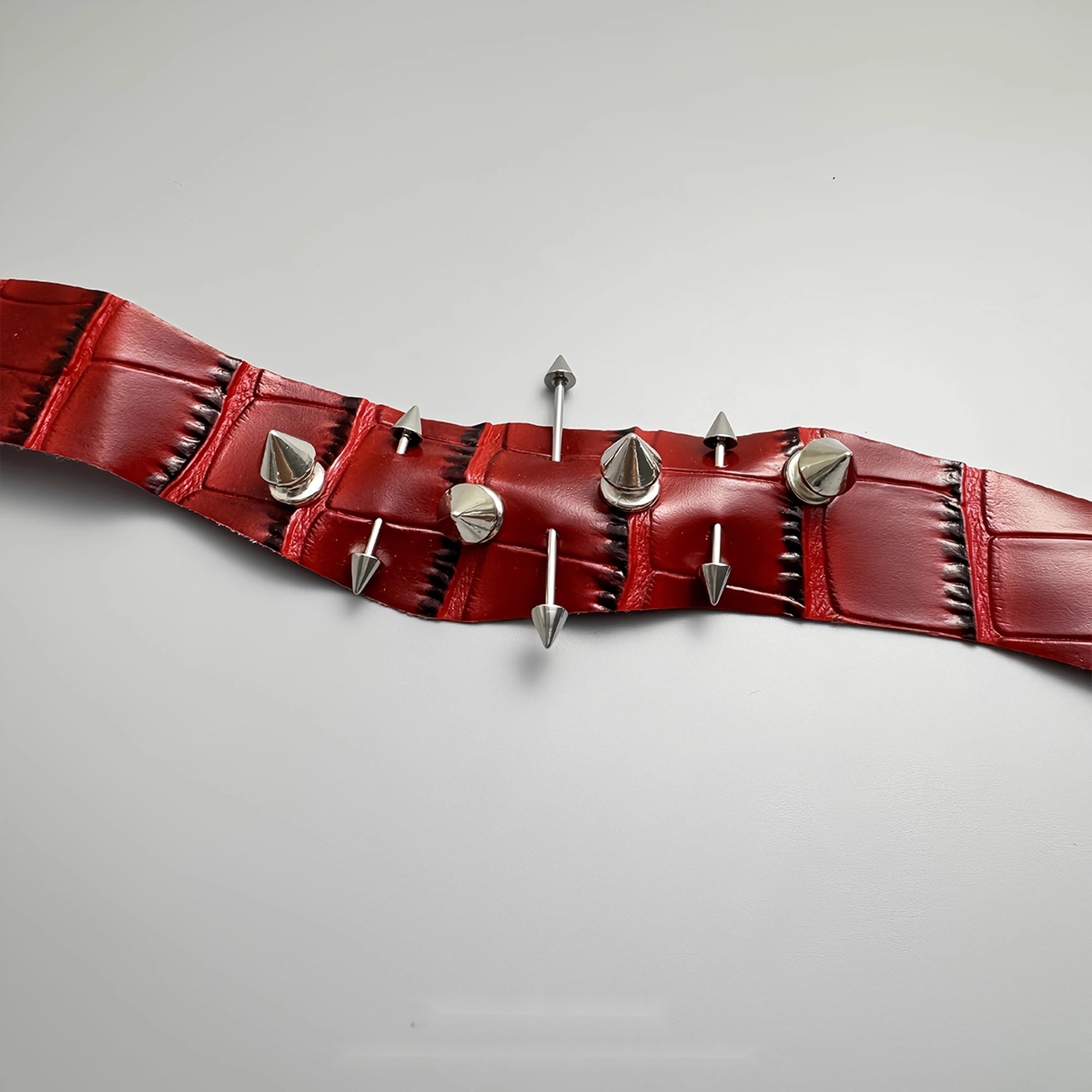 Accessories_Snake_Pattern_Leather_Choker_With_Irregular_Rivets_MISSTT