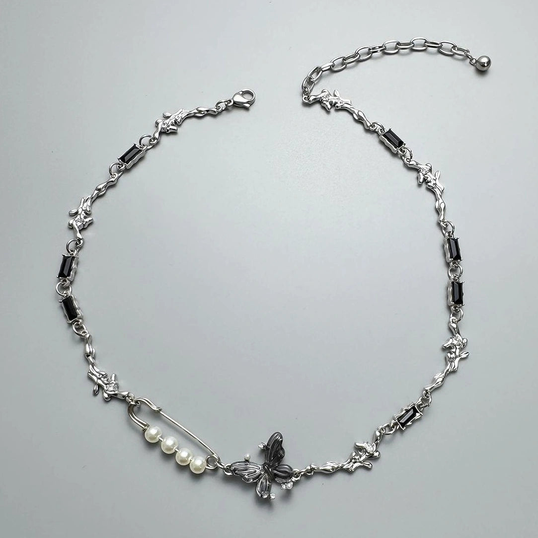 Accessories Textured Butterfly Pearl Pin Necklace