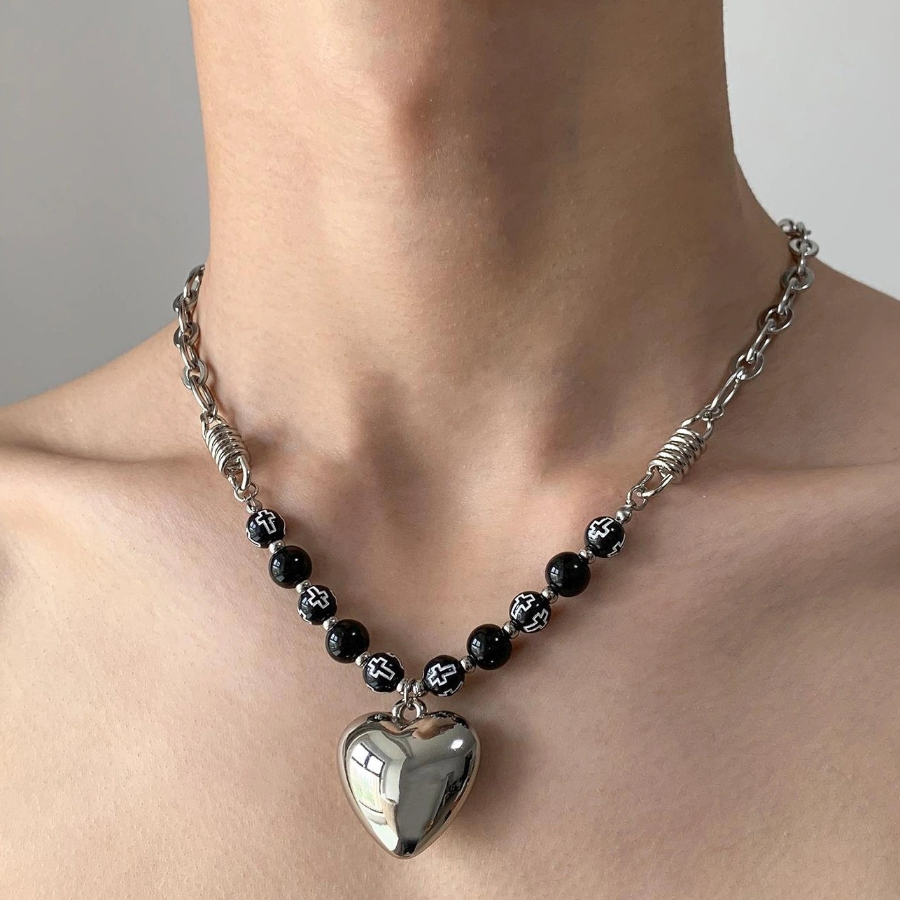 Accessories Textured Heart Locket Beaded Choker Necklace