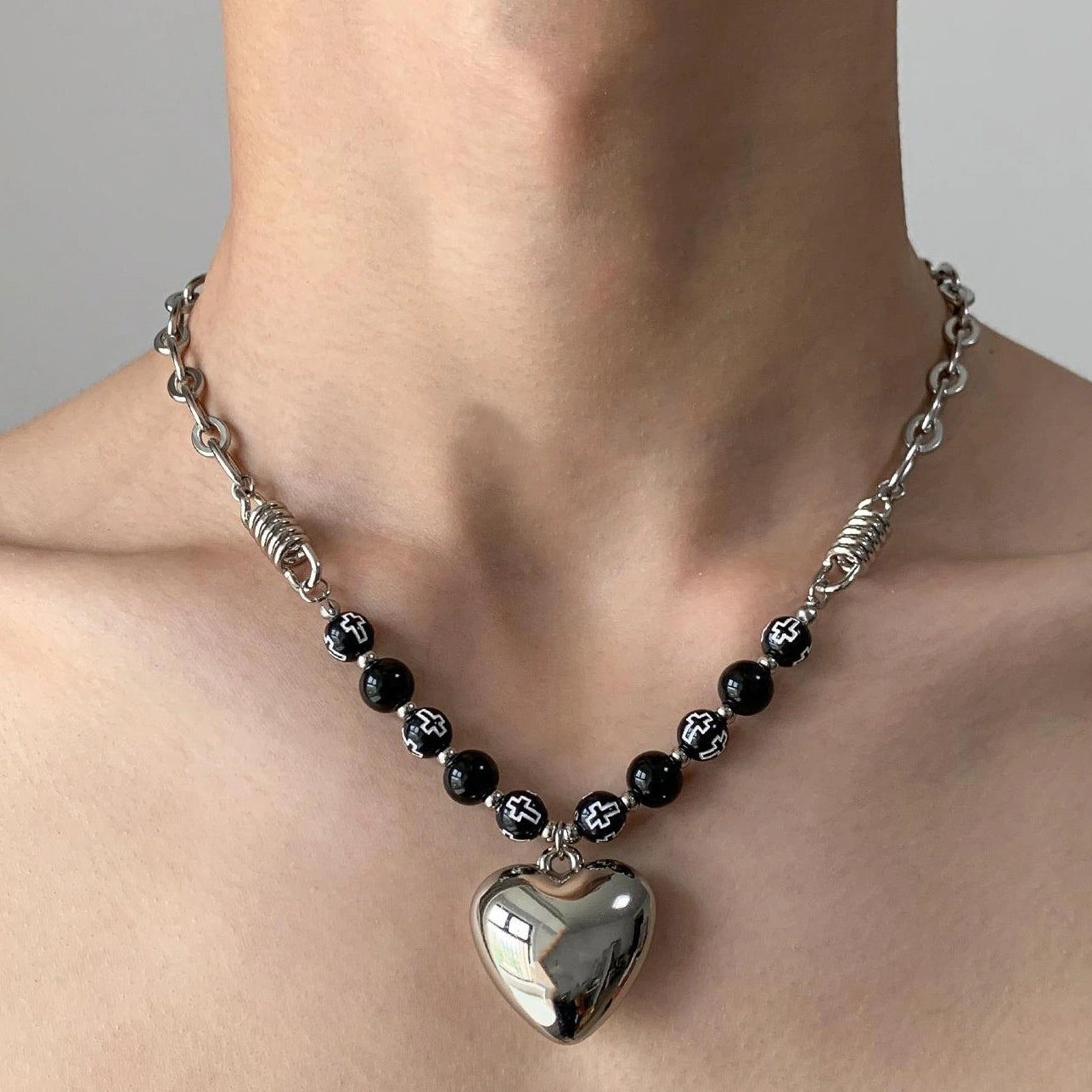 Accessories Textured Heart Locket Beaded Choker Necklace