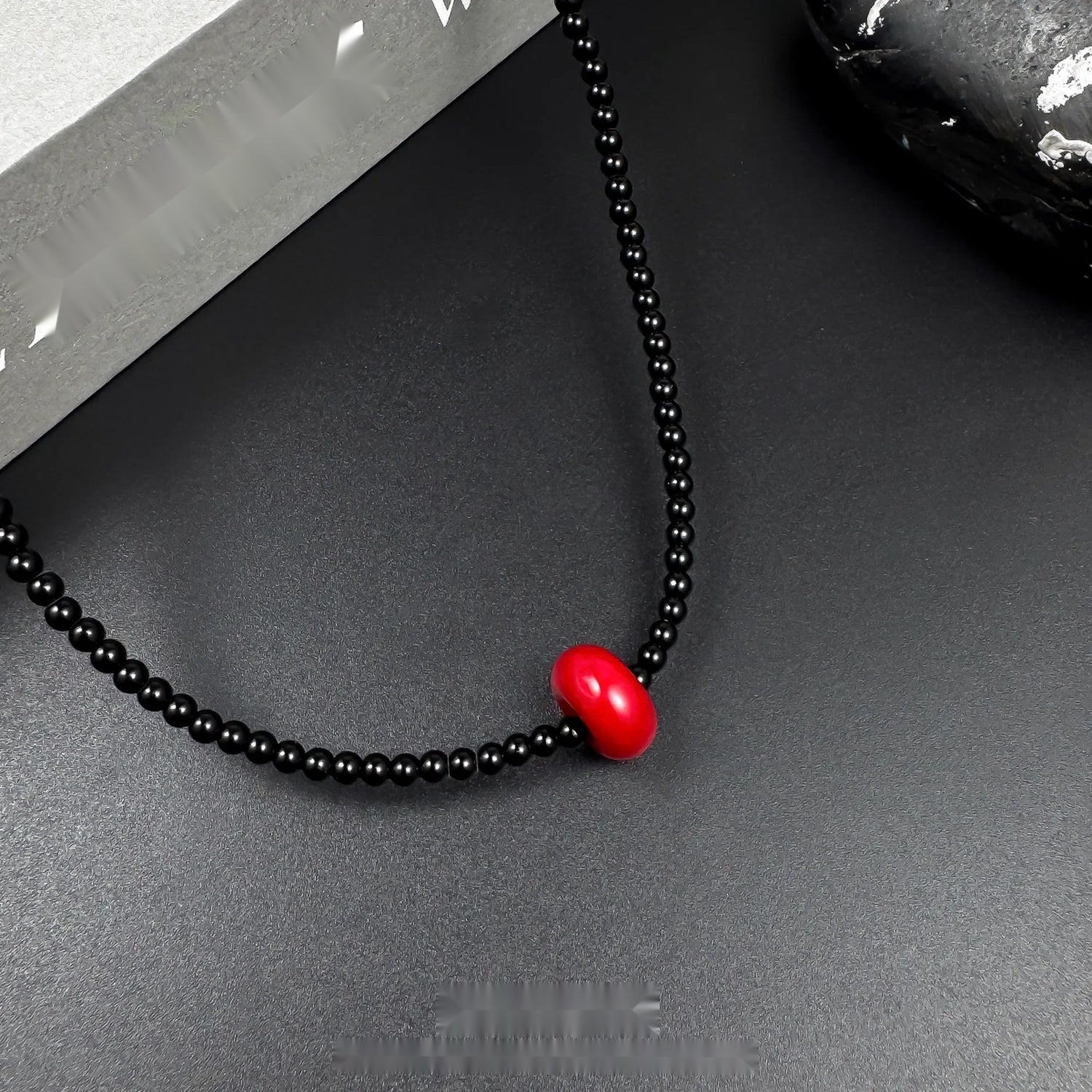 Accessories_Vintage_Beaded_Pendant_Choker_Necklace_MISSTT