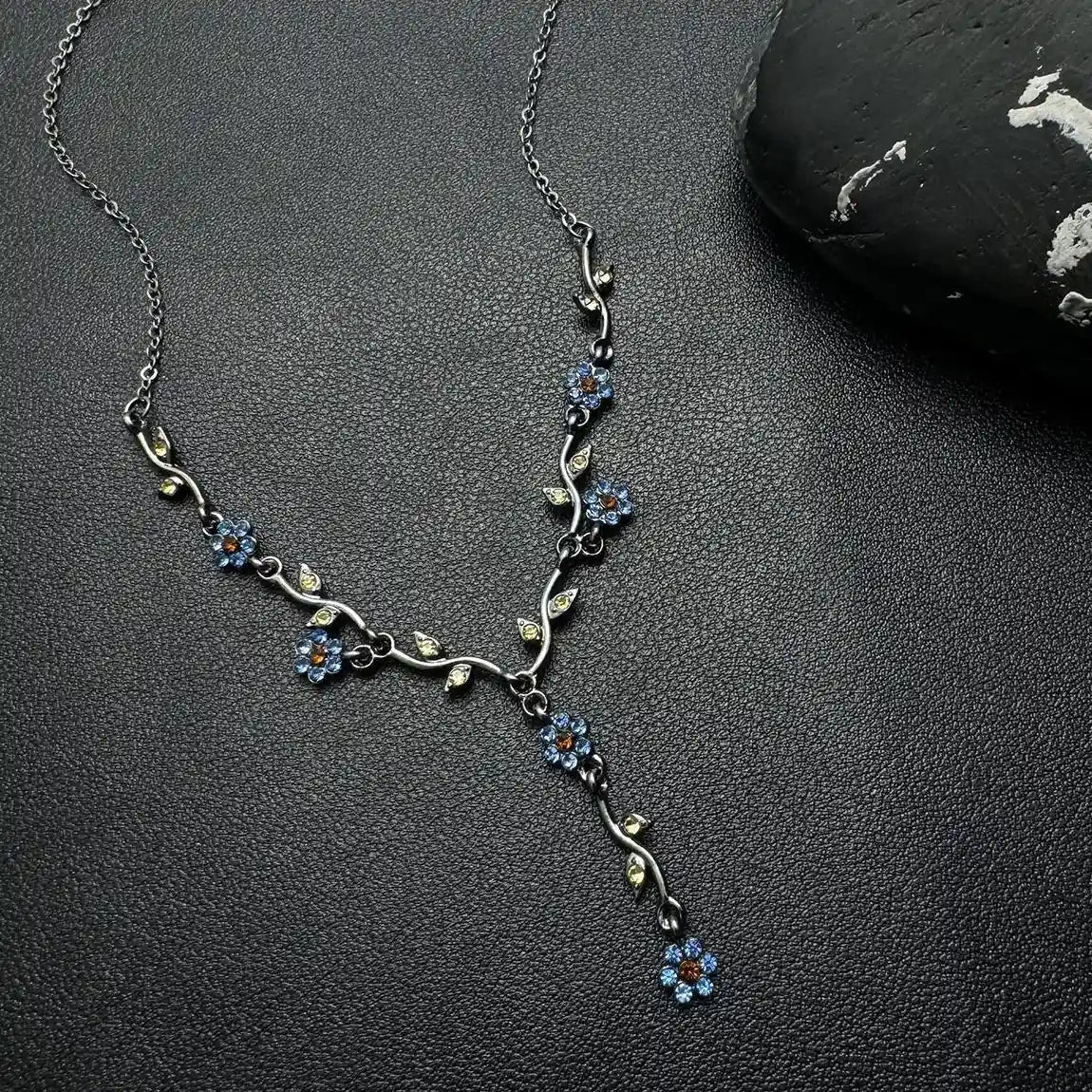 Vintage Blue Floral Pendant Necklace