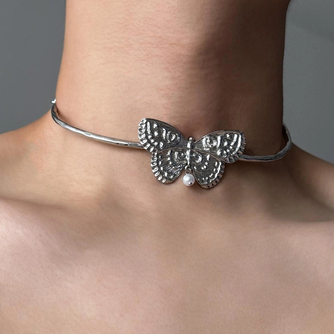 Accessories Vintage Butterfly Pearl Choker