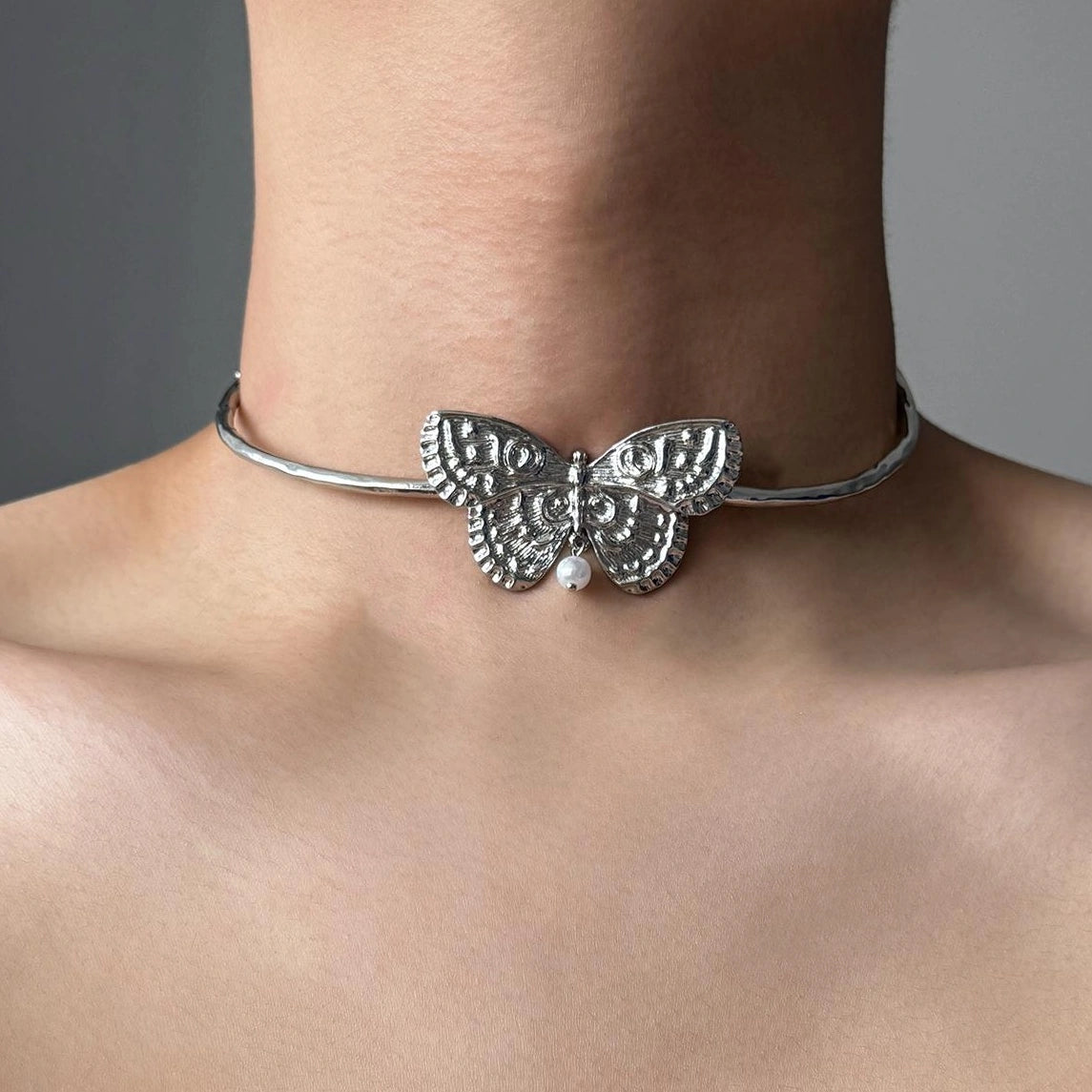 Accessories Vintage Butterfly Pearl Choker