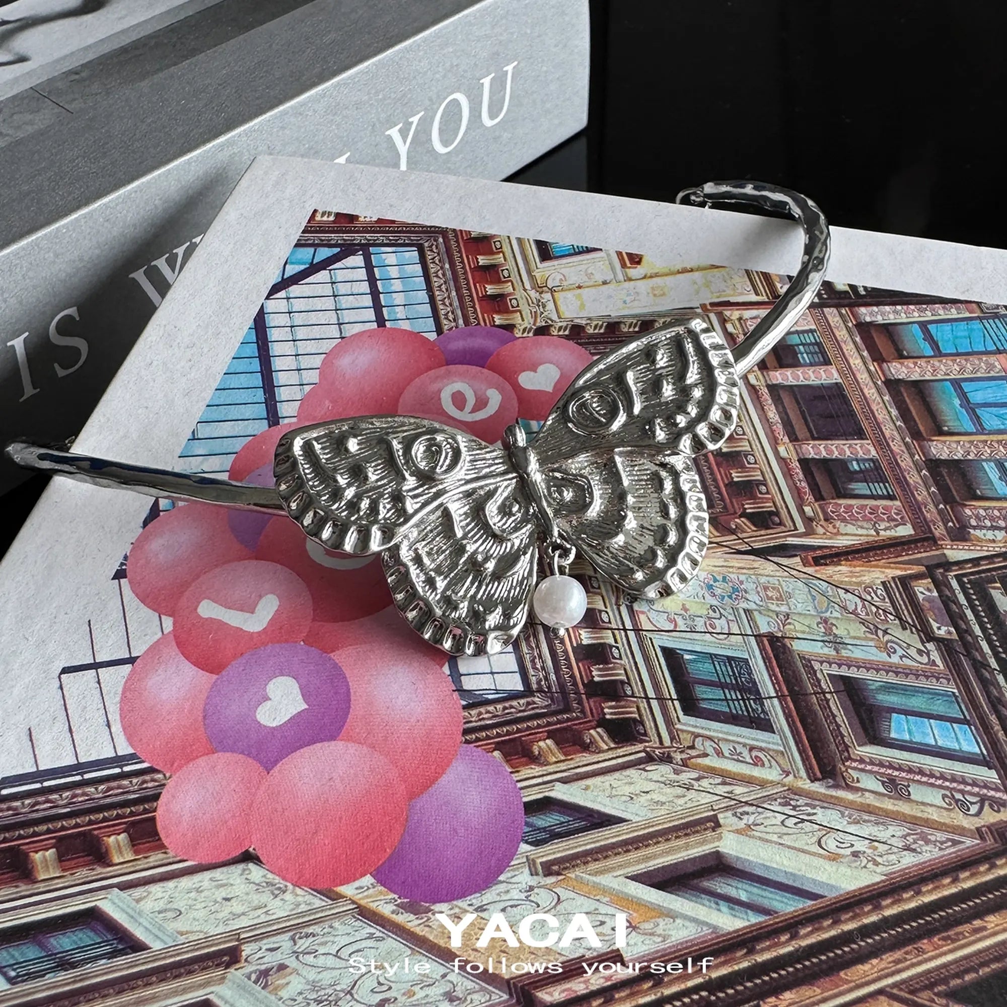 Accessories_Vintage_Butterfly_Pearl_Choker_MISSTT