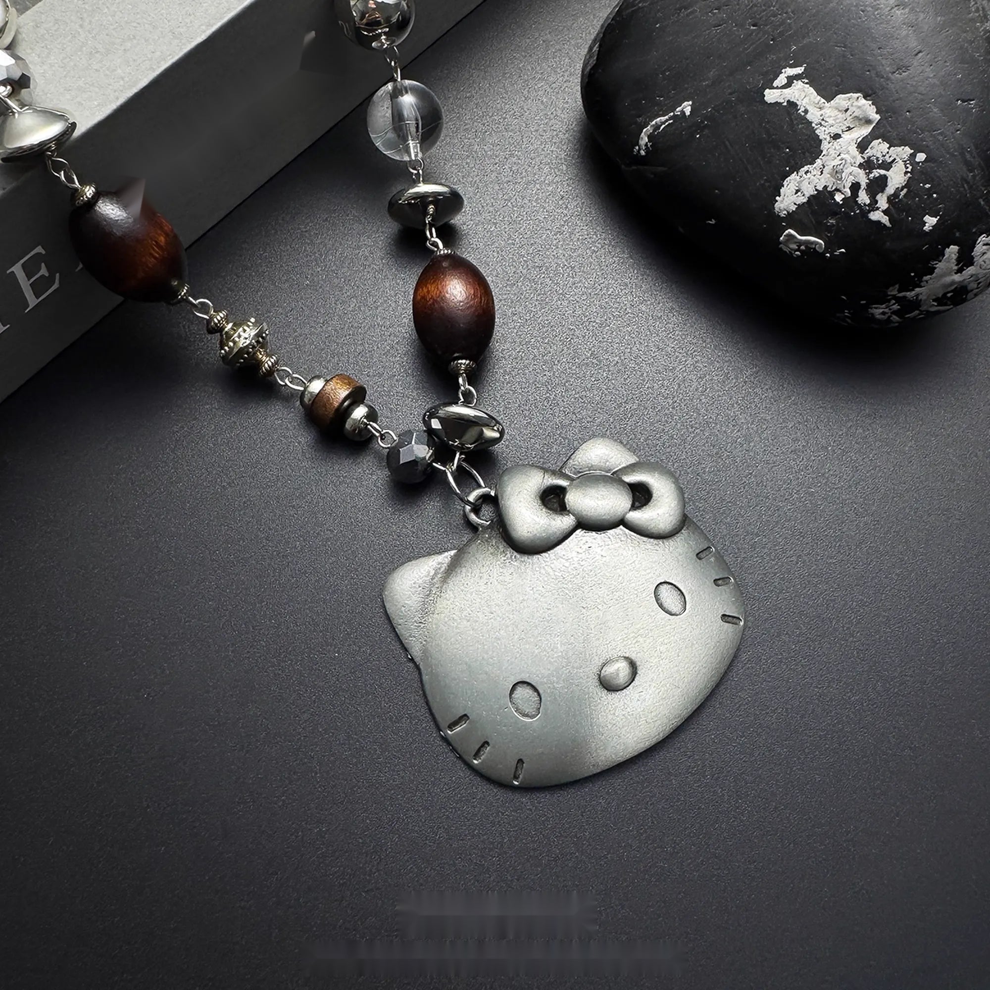 Accessories_Vintage_Cat_Pendant_Beaded_Charm_Necklace_MISSTT