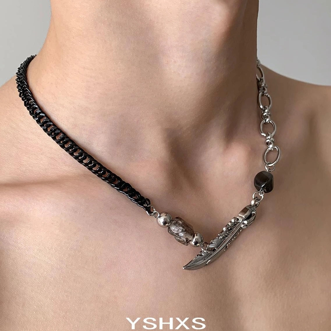 Vintage Feather Pendant Layered Necklace