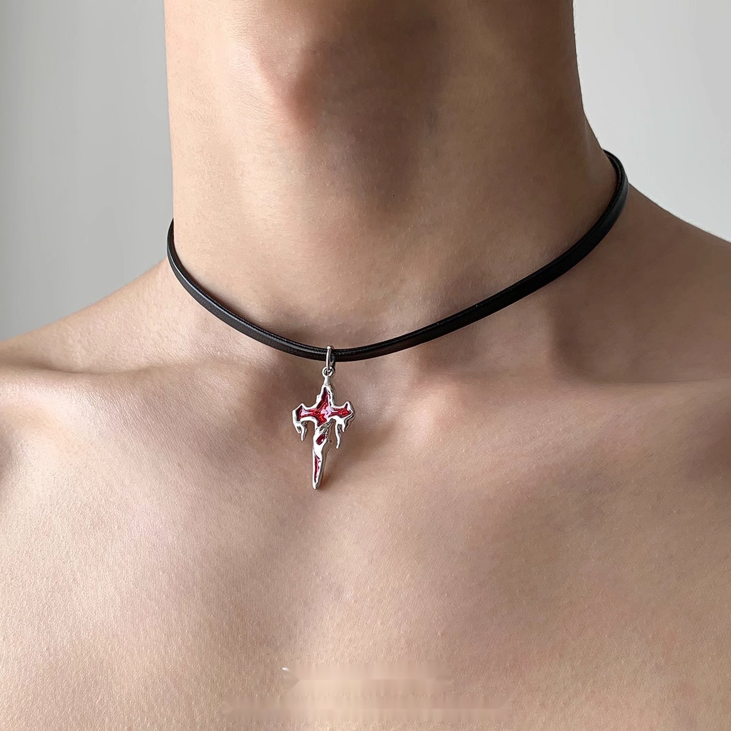 Accessories_Vintage_Gothic_Cross_Choker_Necklace_MISSTT