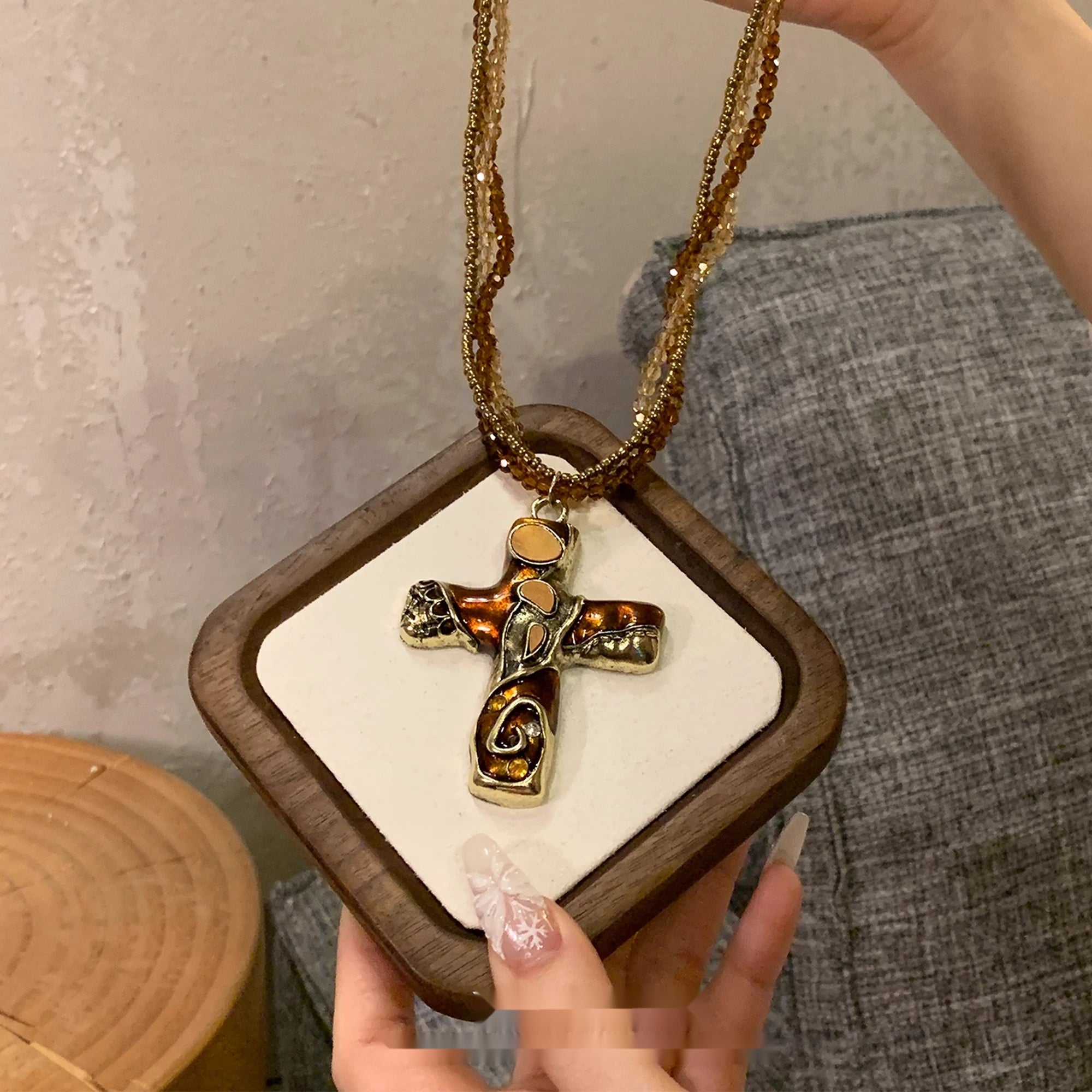Accessories_Vintage_Gothic_Layered_Cross_Pendant_Necklace_MISSTT