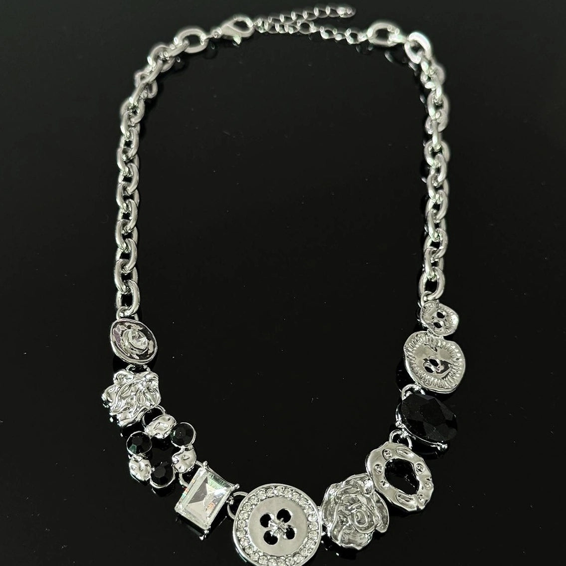 Accessories Y2K Vintage Button Choker Necklace