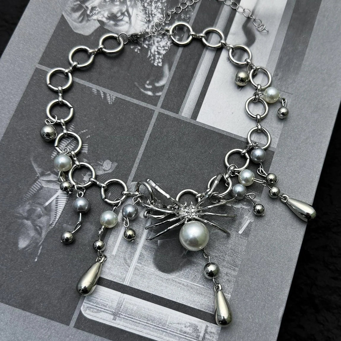 Accessories Y2k Pearl Drip Spider Choker Necklace