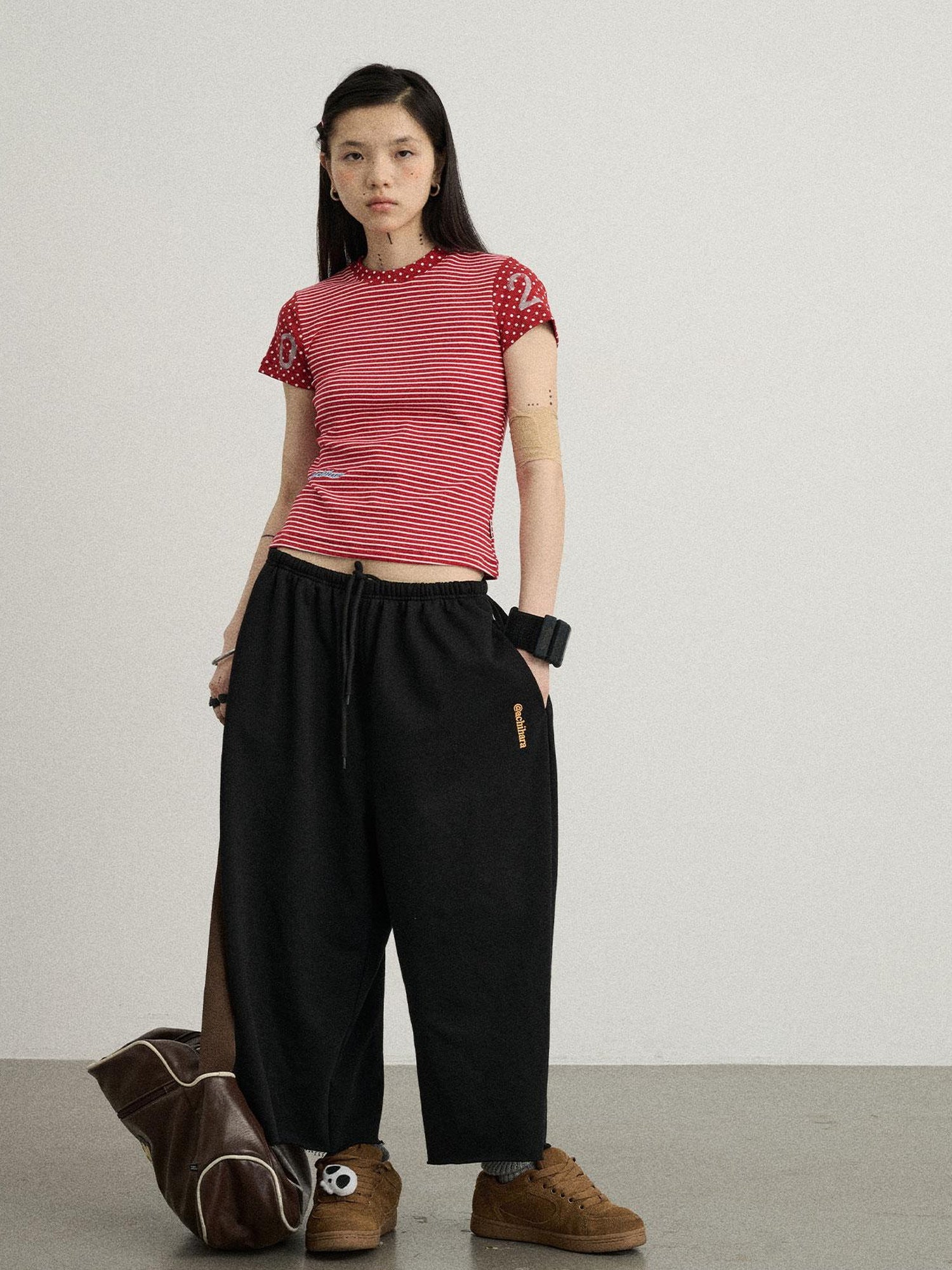 Achihara Achihara Distressed Hem Cargo Joggers