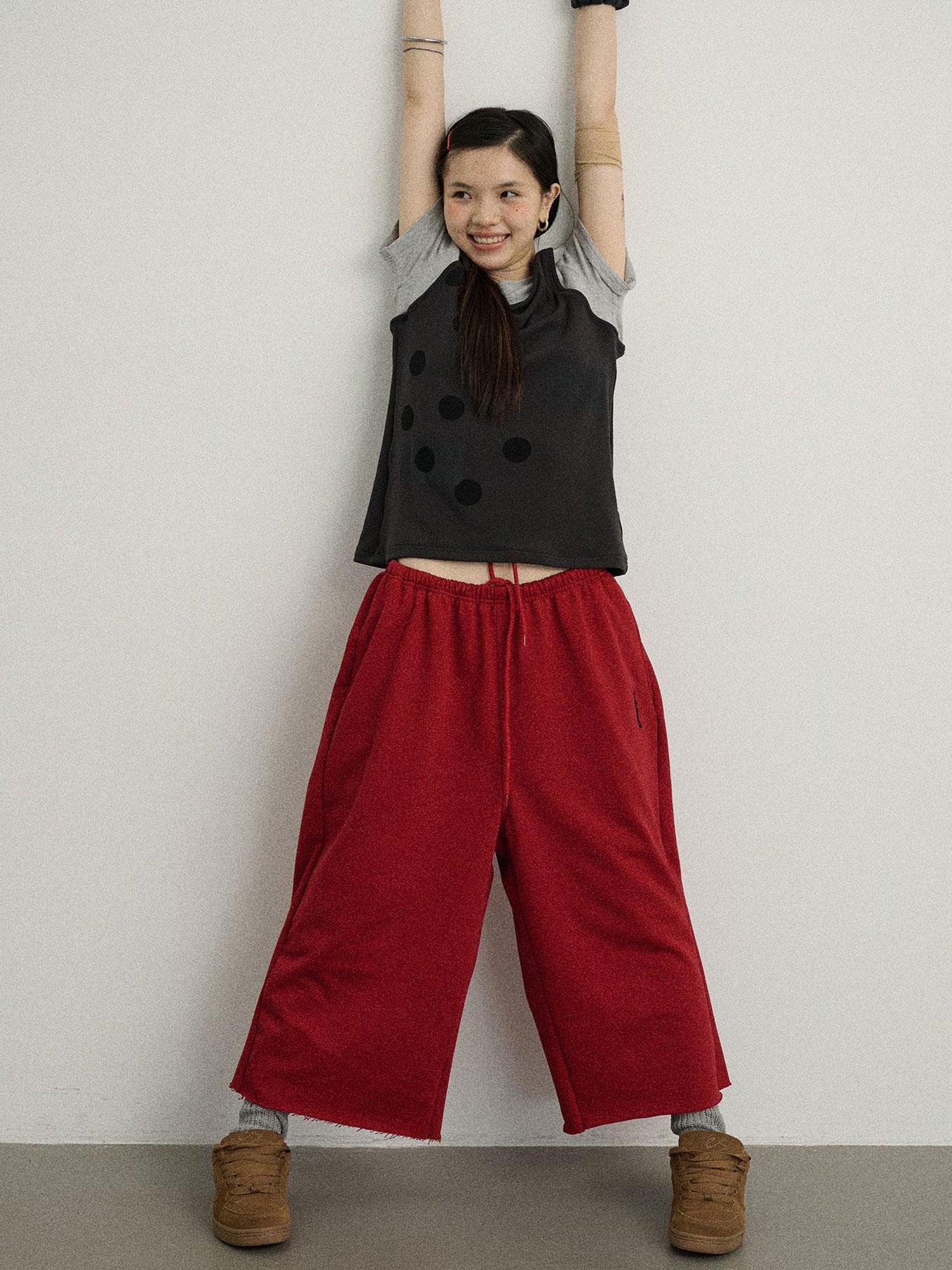 Achihara Achihara Distressed Hem Cargo Joggers