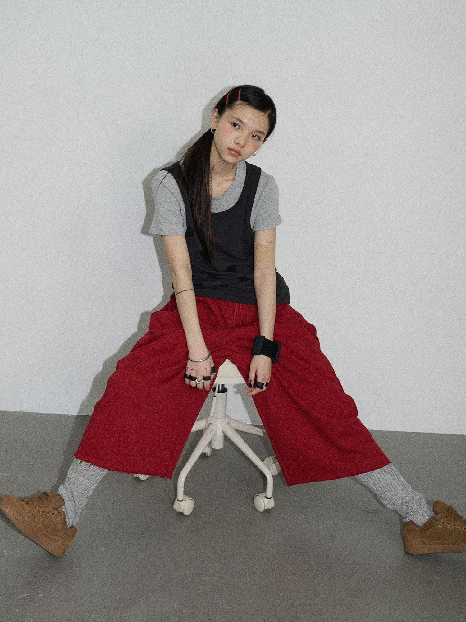 Achihara Achihara Distressed Hem Cargo Joggers