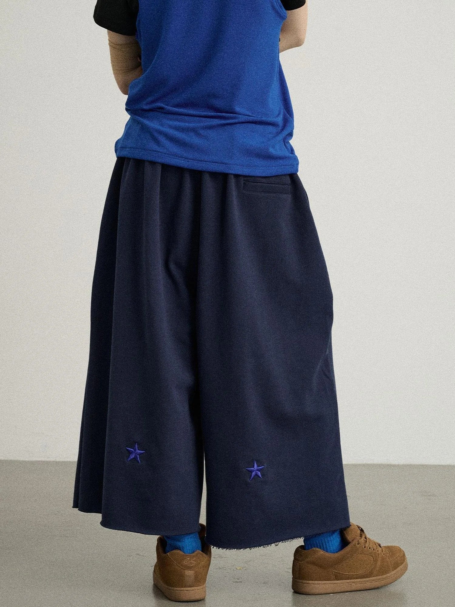 Achihara Distressed Hem Cargo Joggers